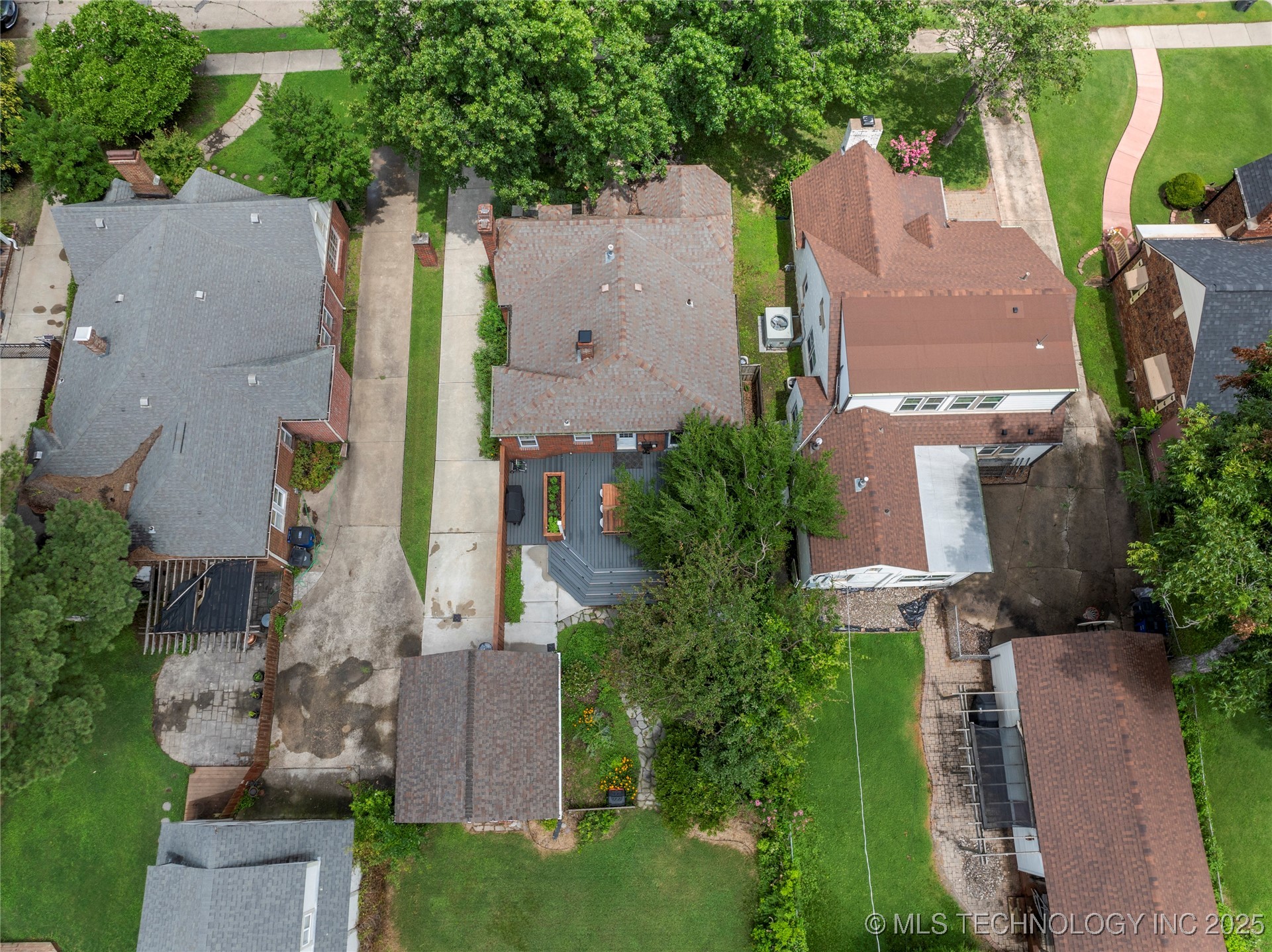 2720 E 13th Street