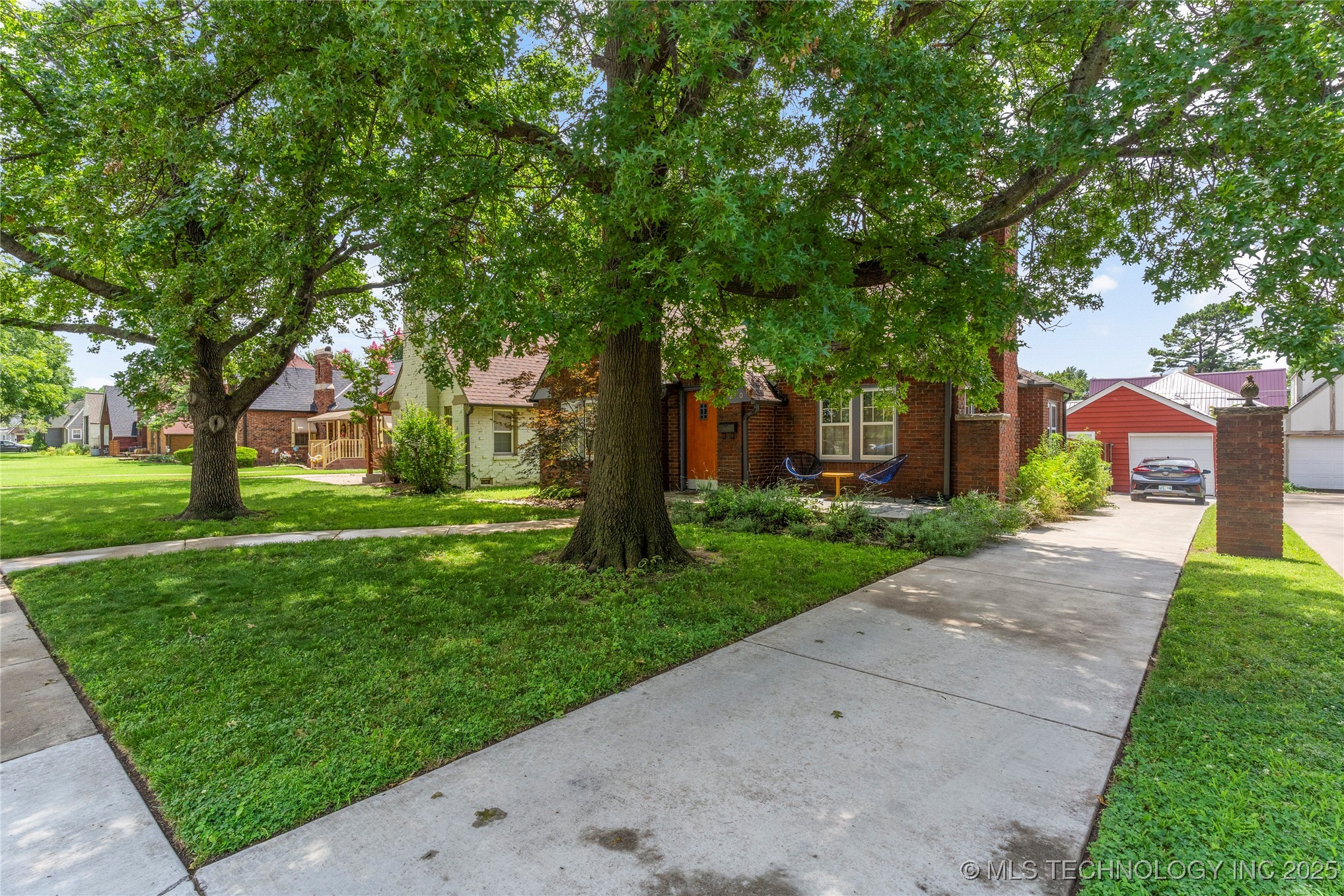 2720 E 13th Street