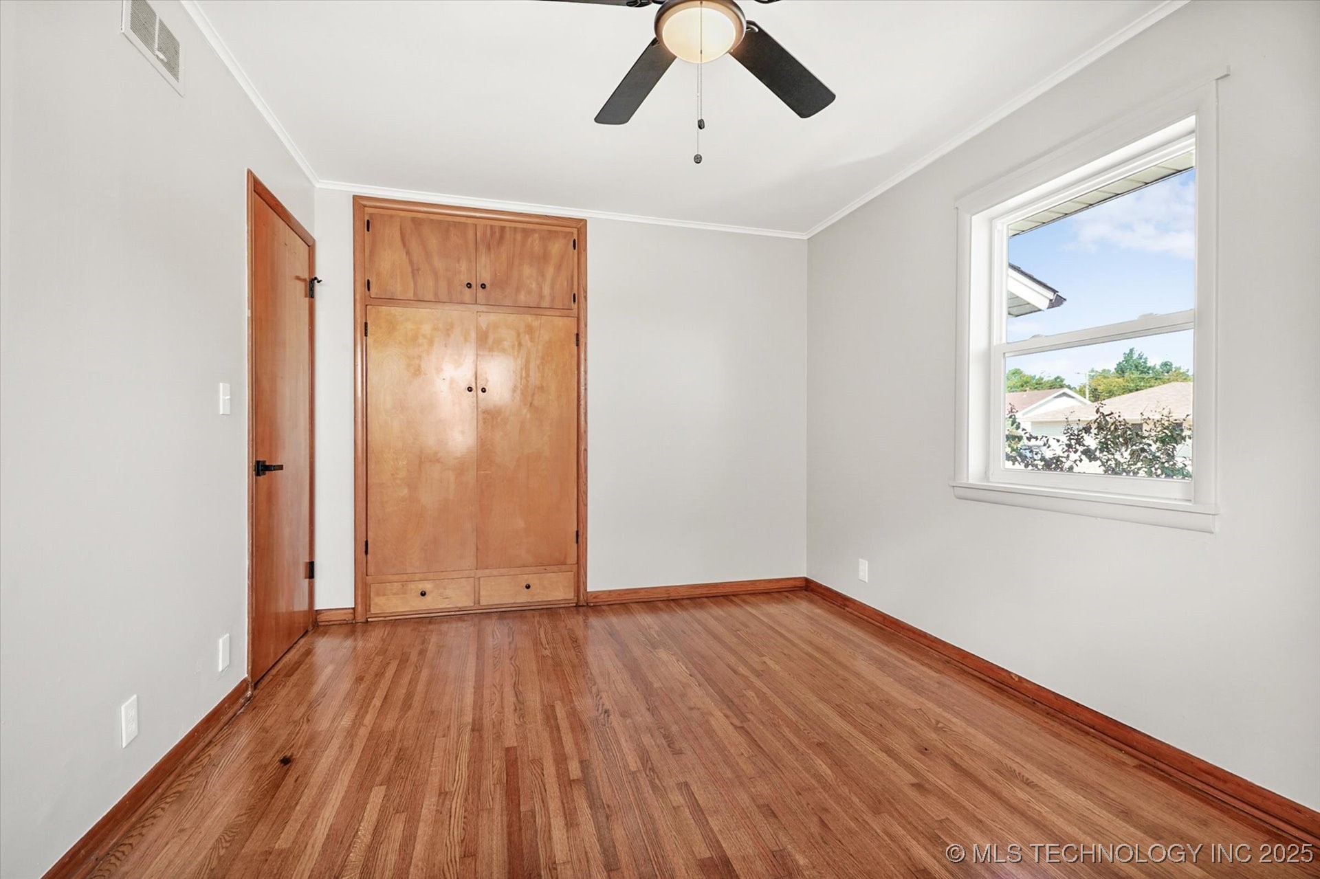 5730 E 29th Street