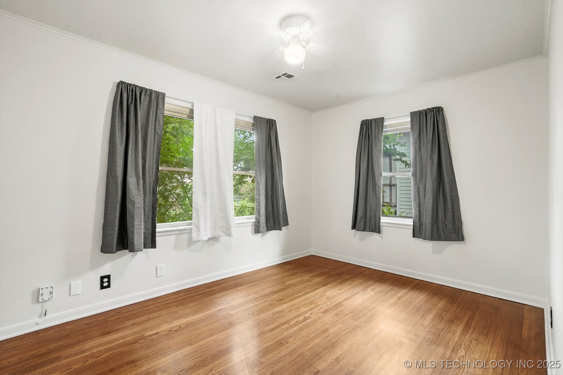 437 S 73rd East Avenue