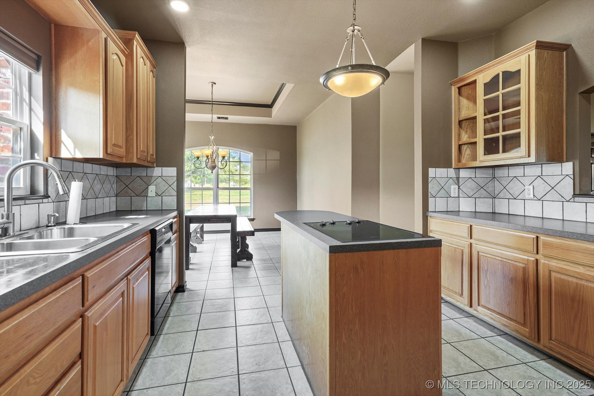 8179 E 166th Street North