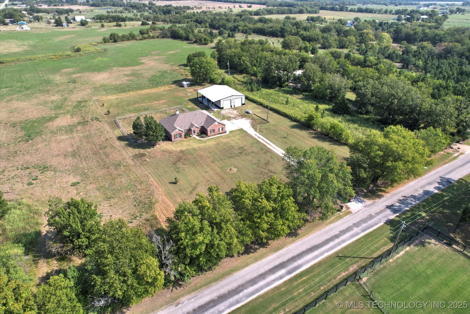 8179 E 166th Street North