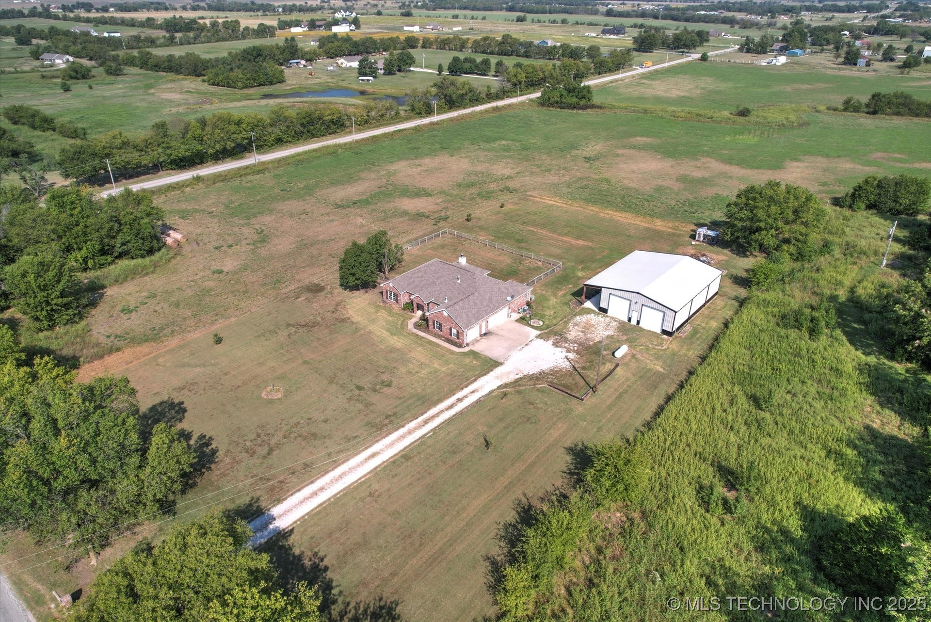 8179 E 166th Street North