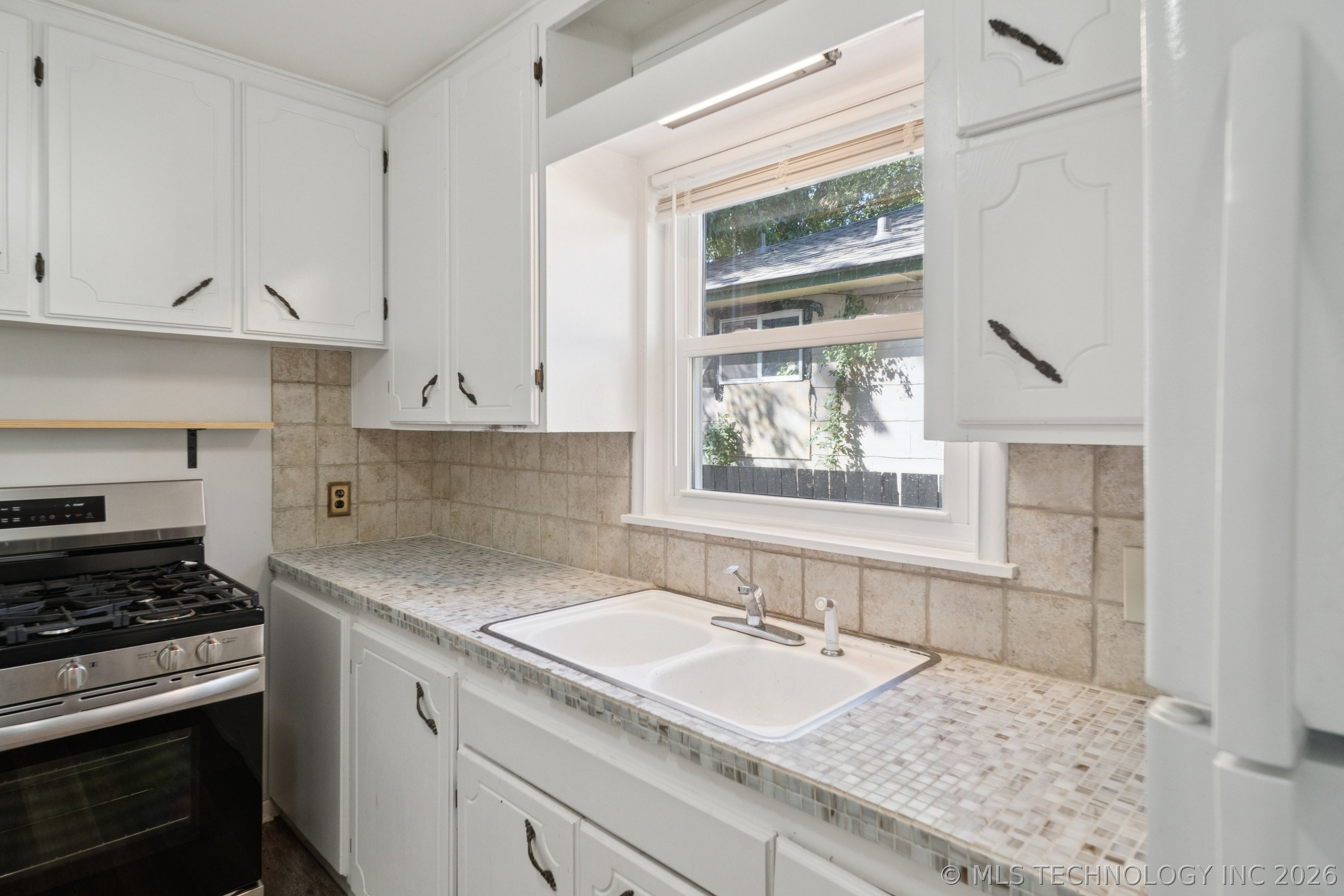 15 E 44th Street