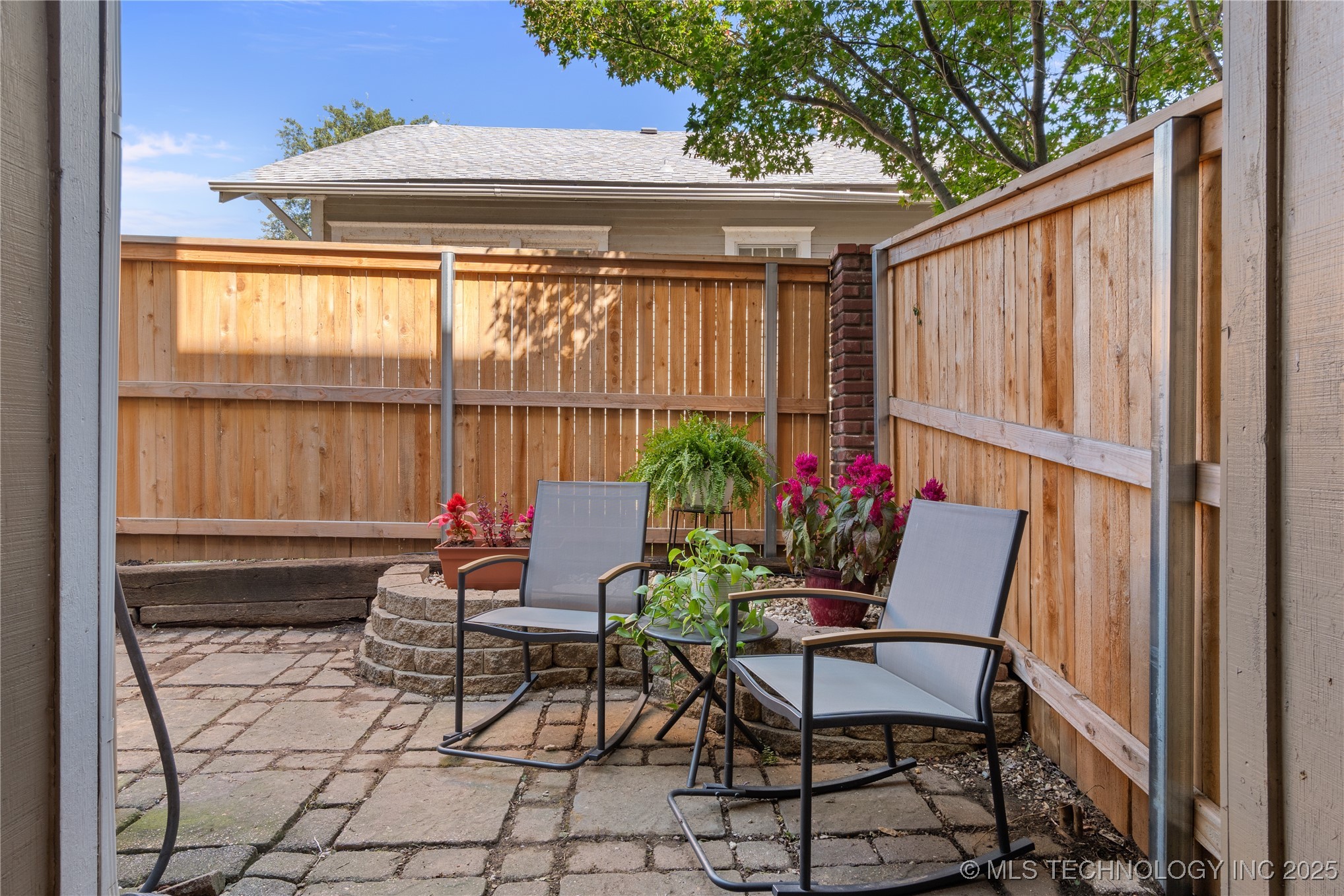 1418 S Frisco Avenue 4