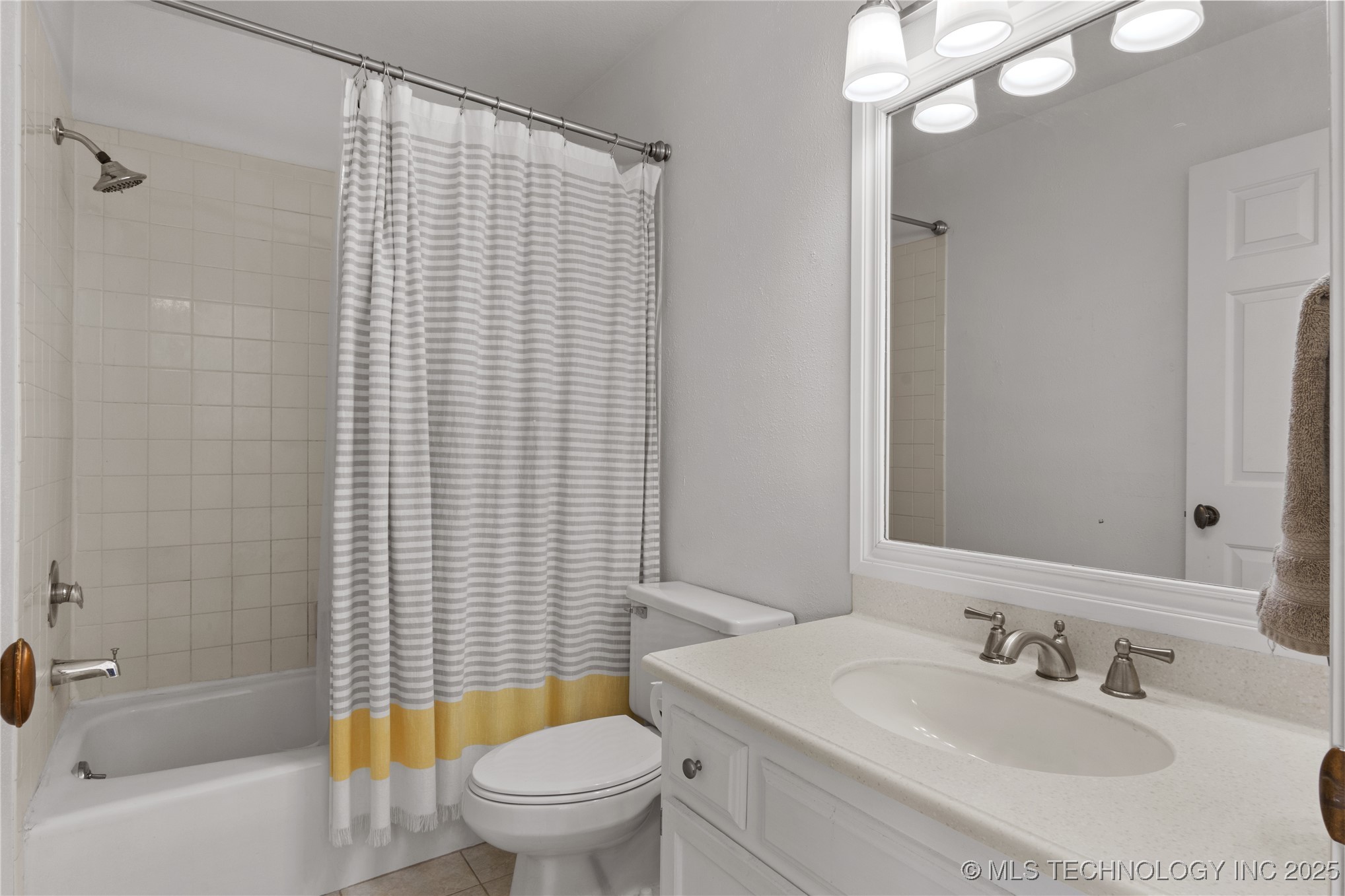 1418 S Frisco Avenue 4