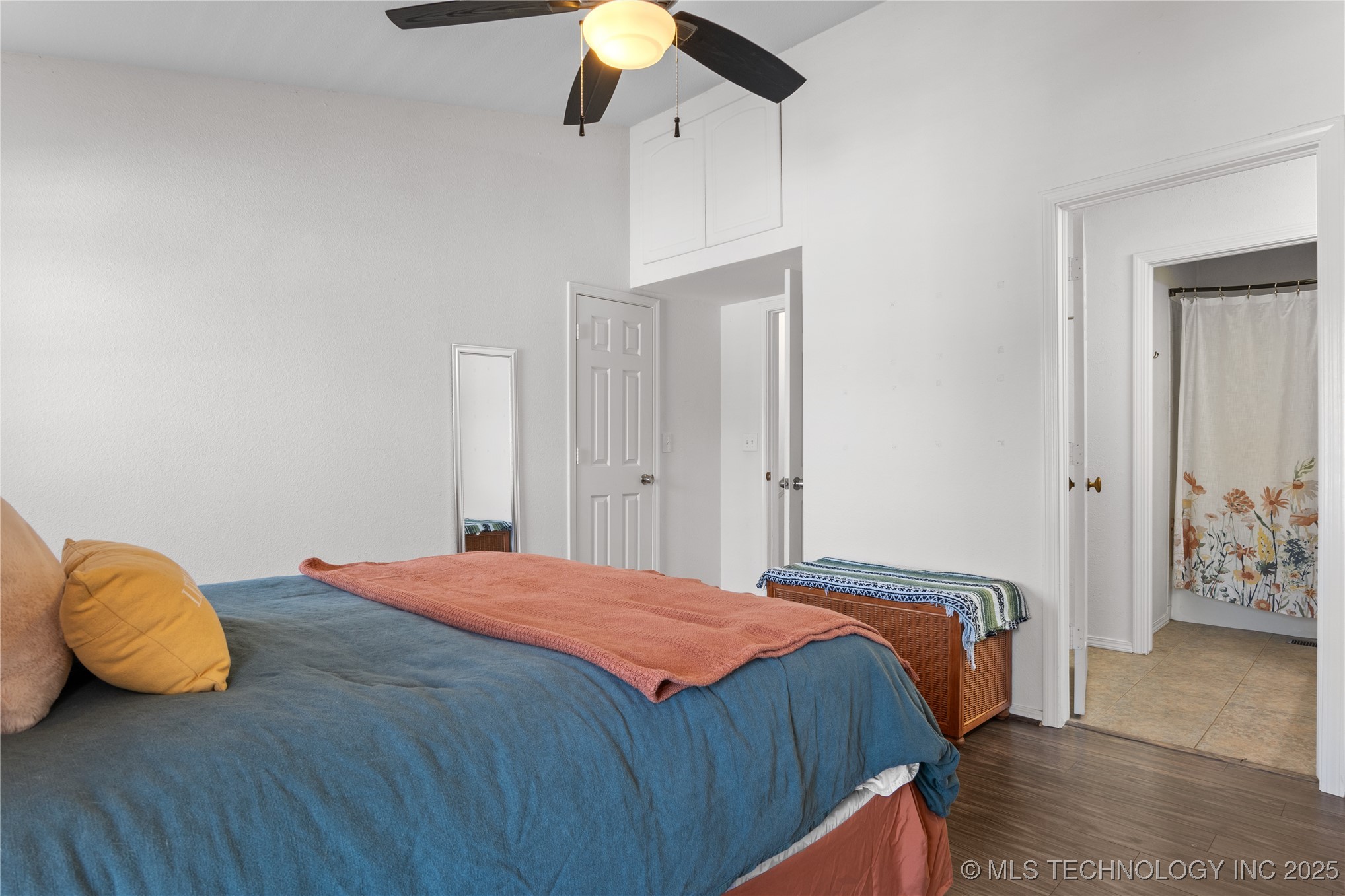 1418 S Frisco Avenue 4