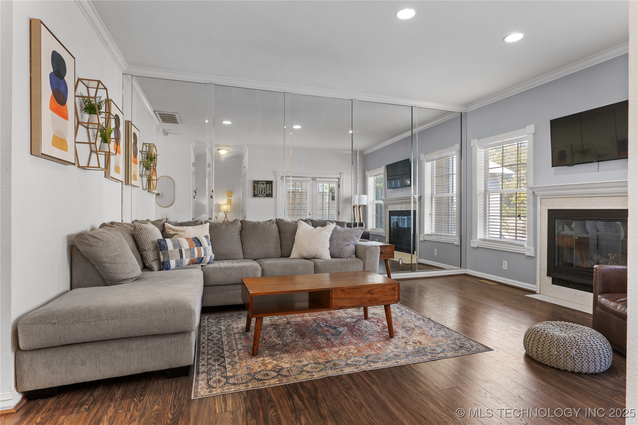 1418 S Frisco Avenue 4