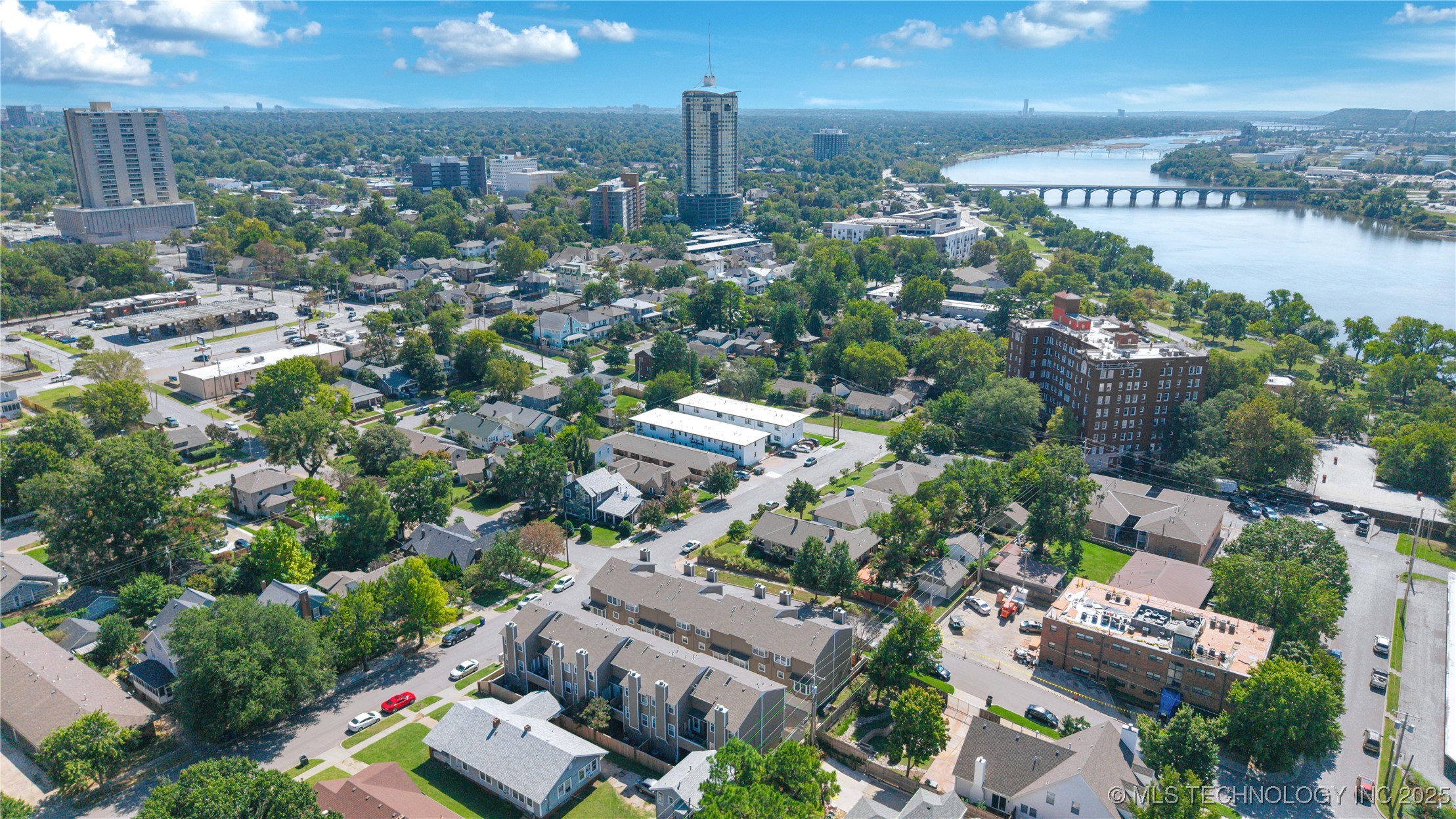 1418 S Frisco Avenue 4