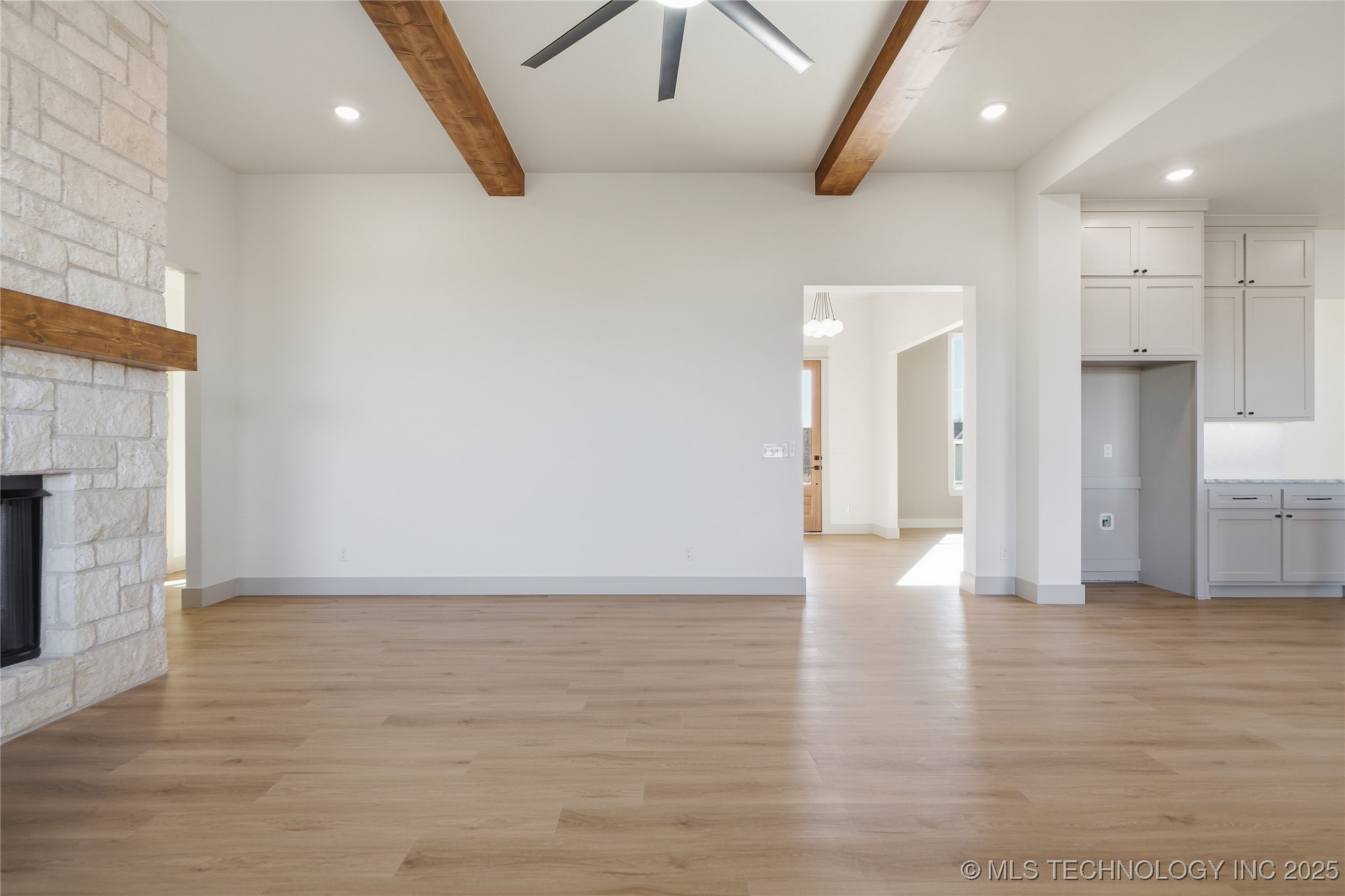 2983 E Josiah Boulevard