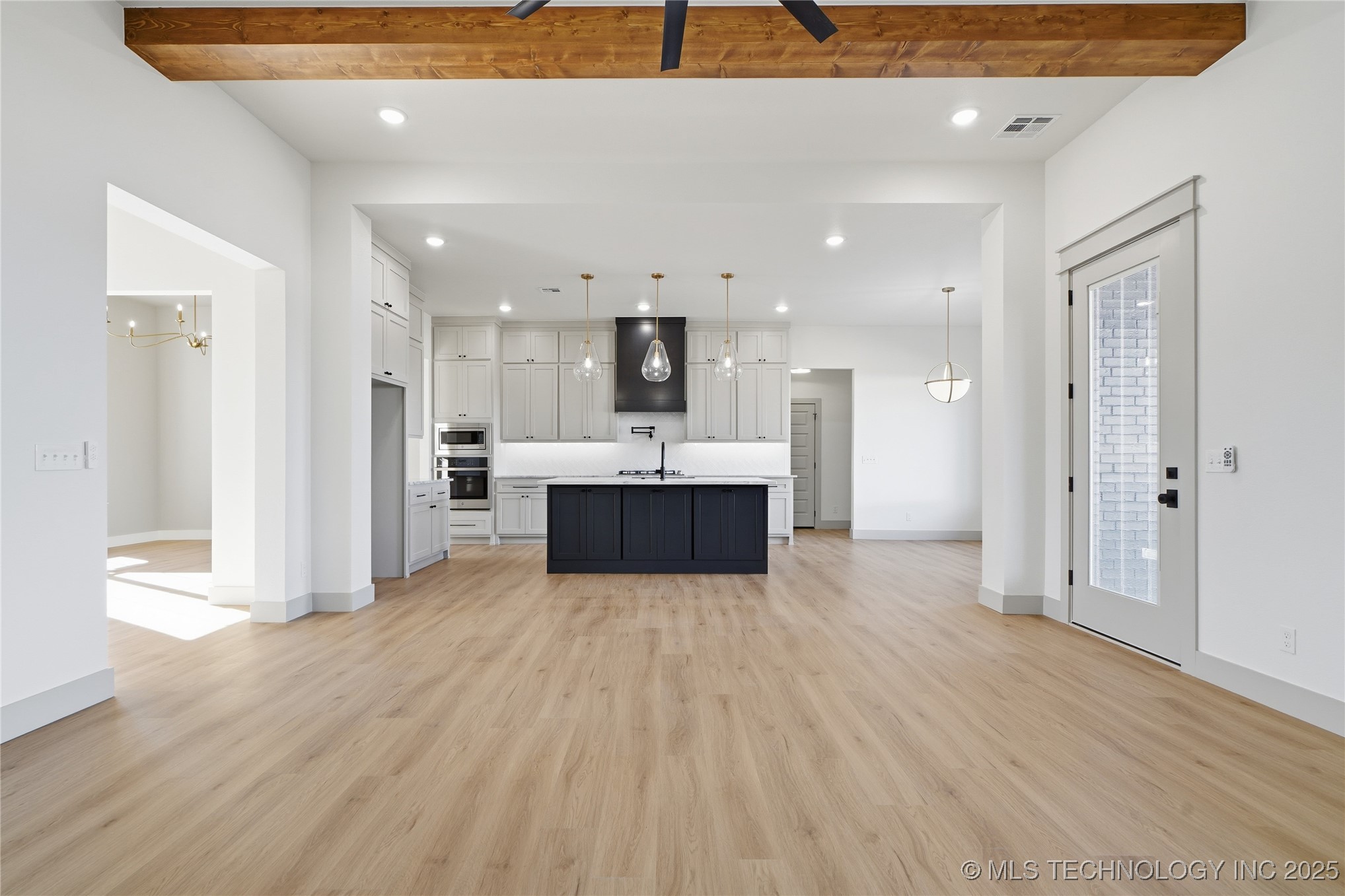 2983 E Josiah Boulevard