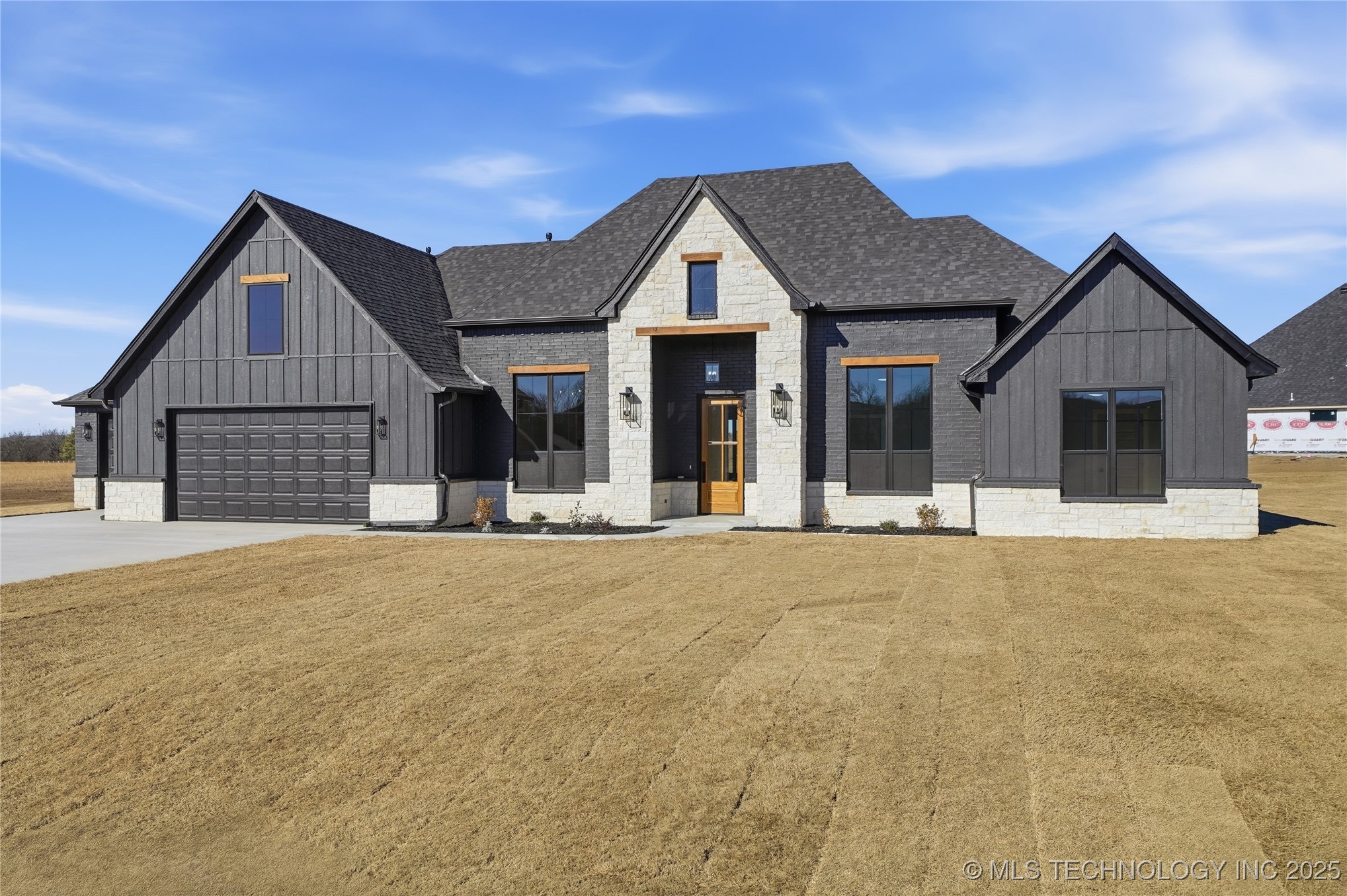 2983 E Josiah Boulevard