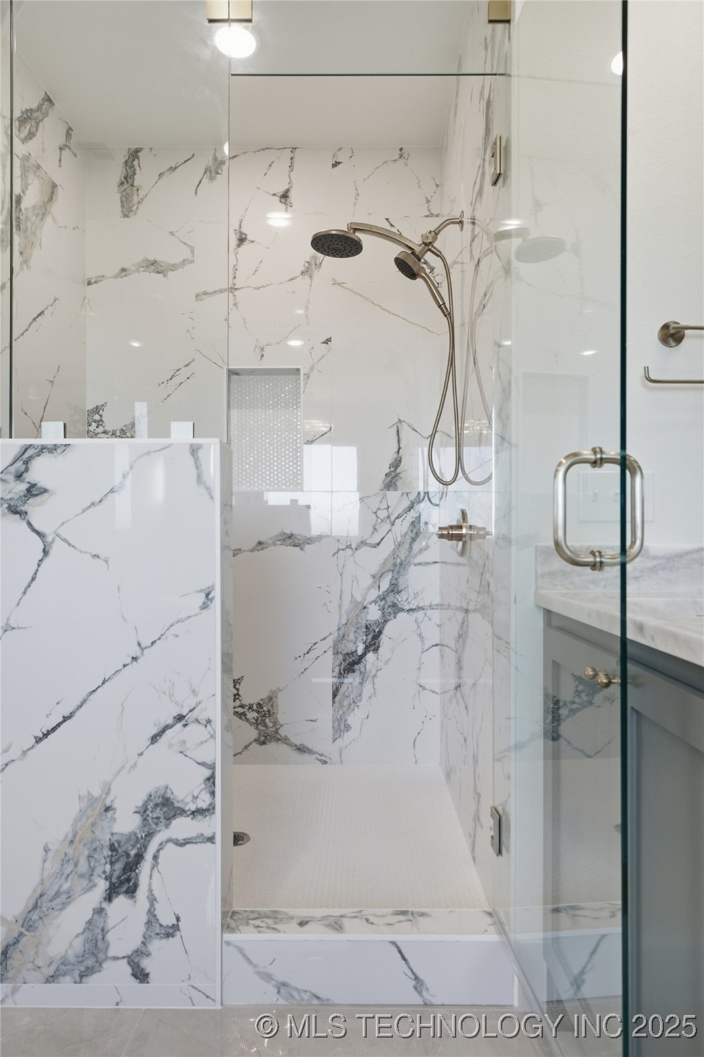 2983 E Josiah Boulevard