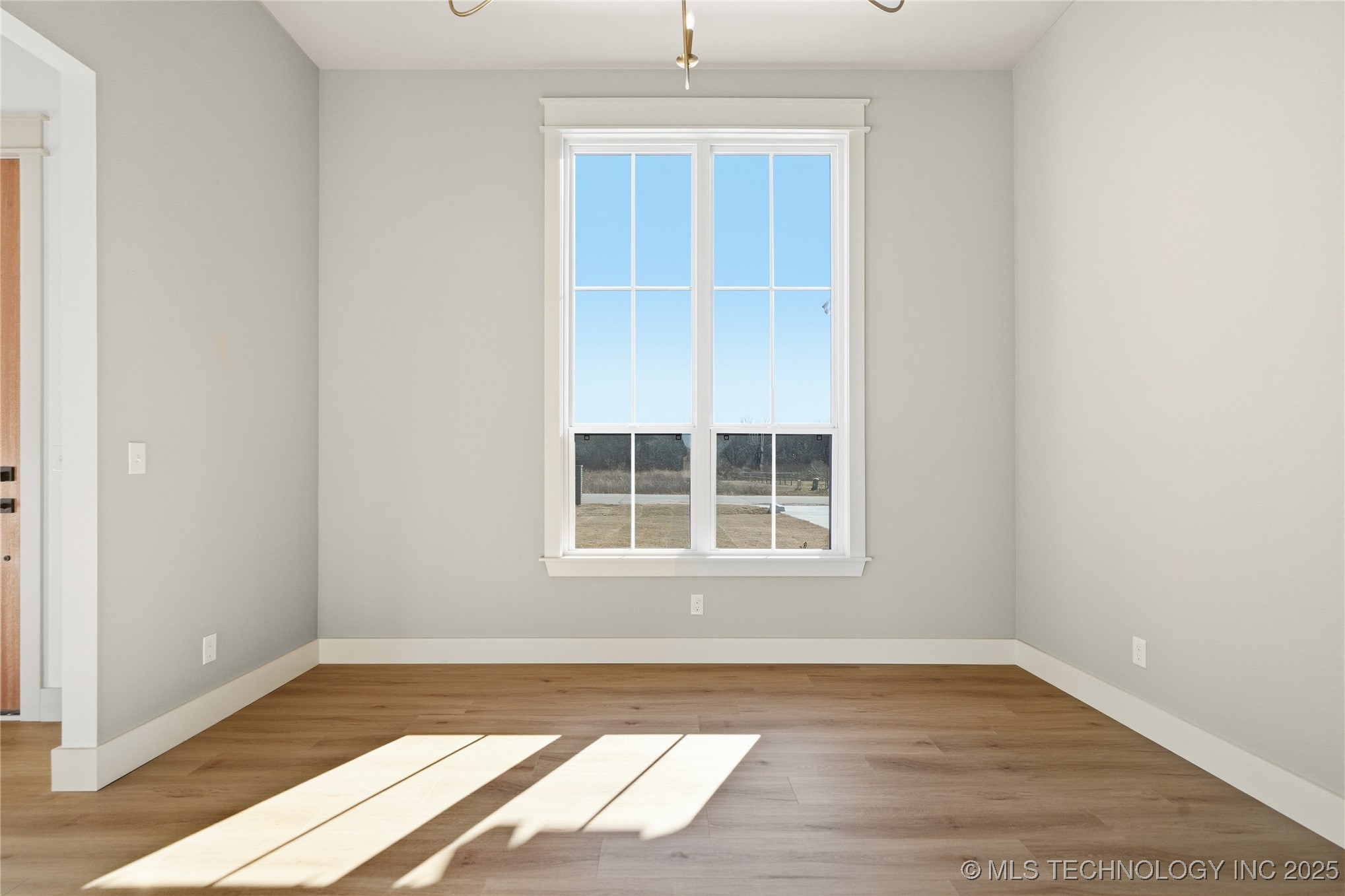 2983 E Josiah Boulevard