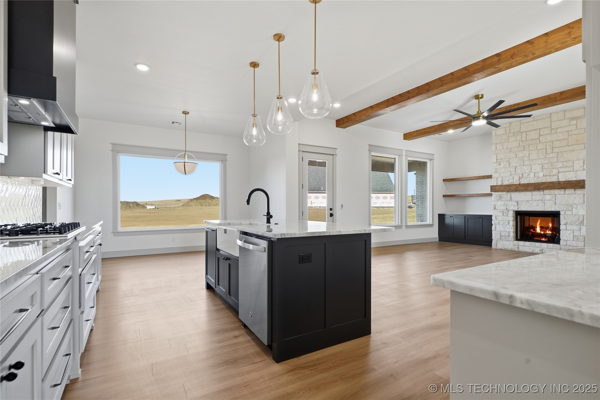 2983 E Josiah Boulevard