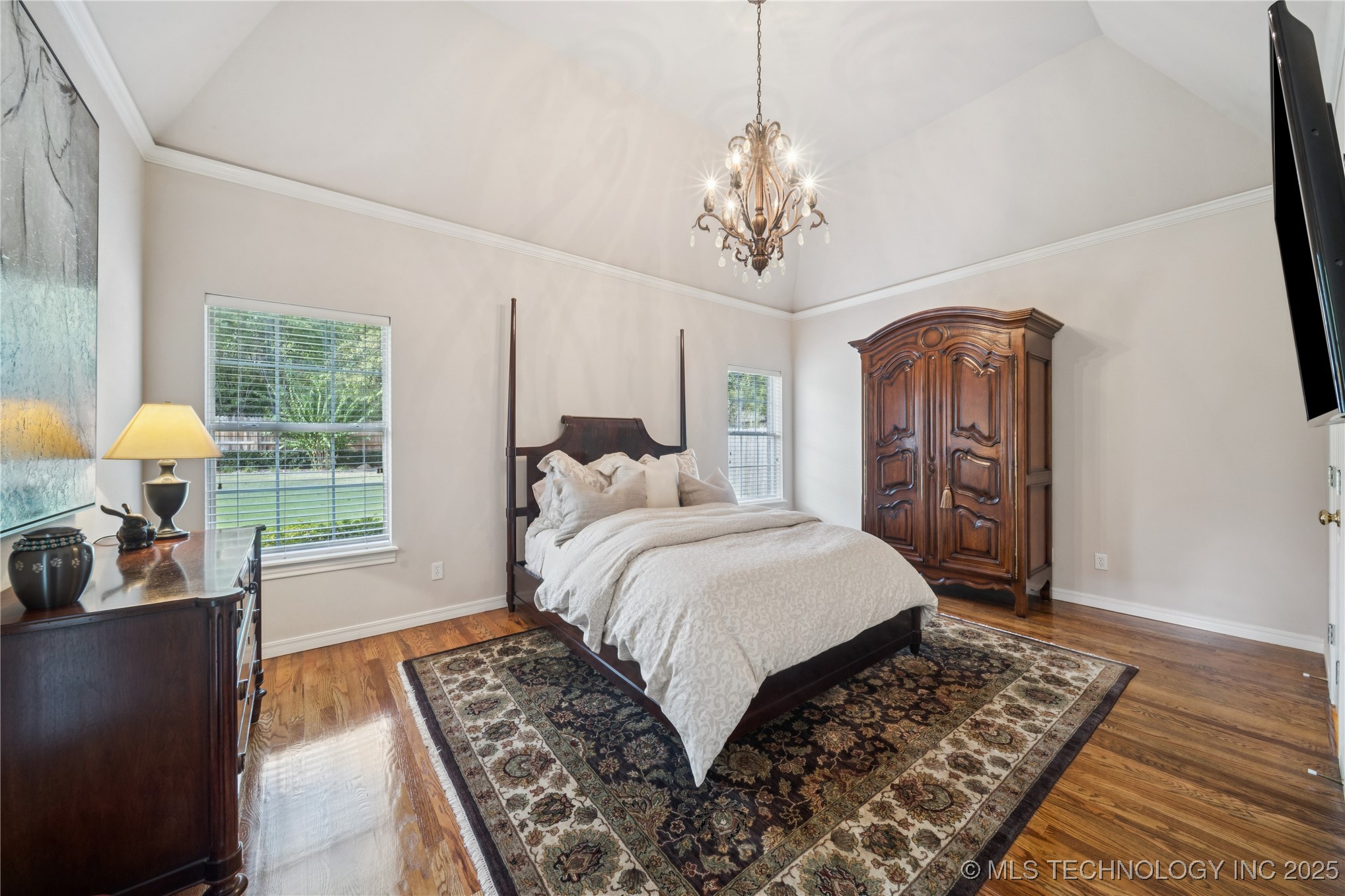 6903 E 82nd Street S