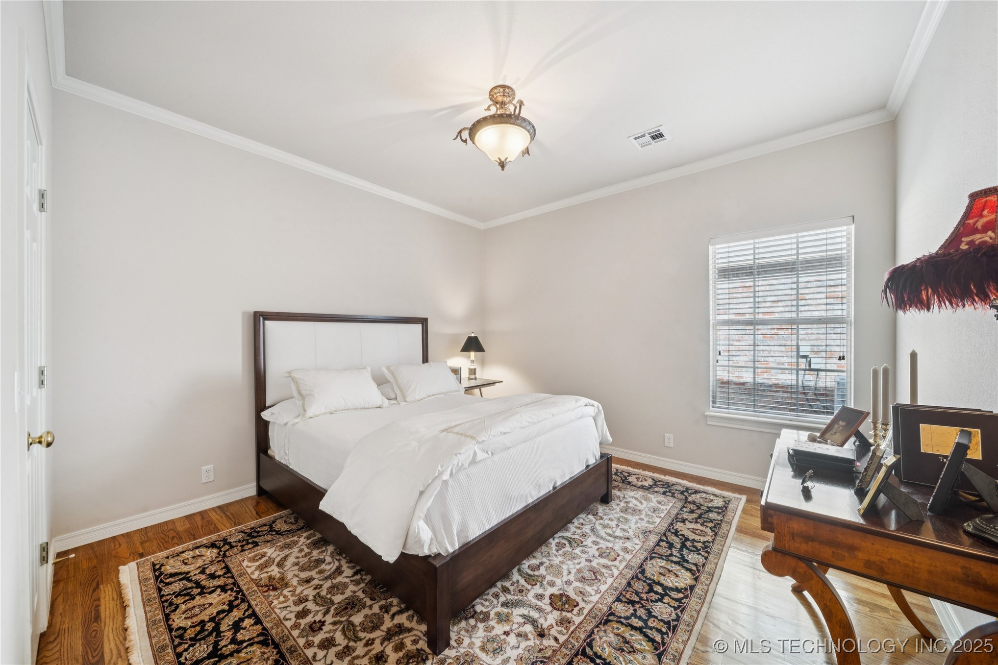 6903 E 82nd Street S