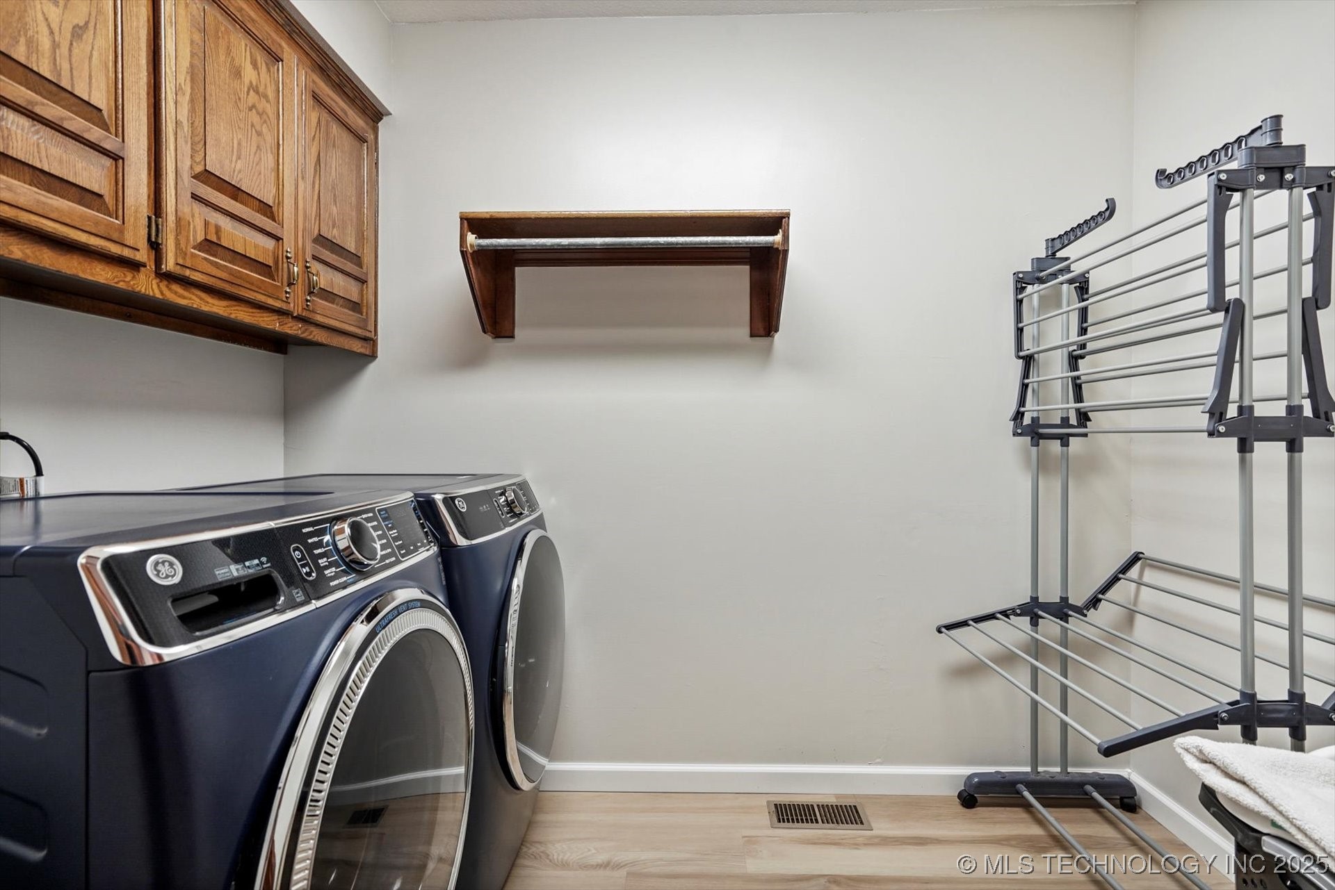 8762 S Toledo Avenue