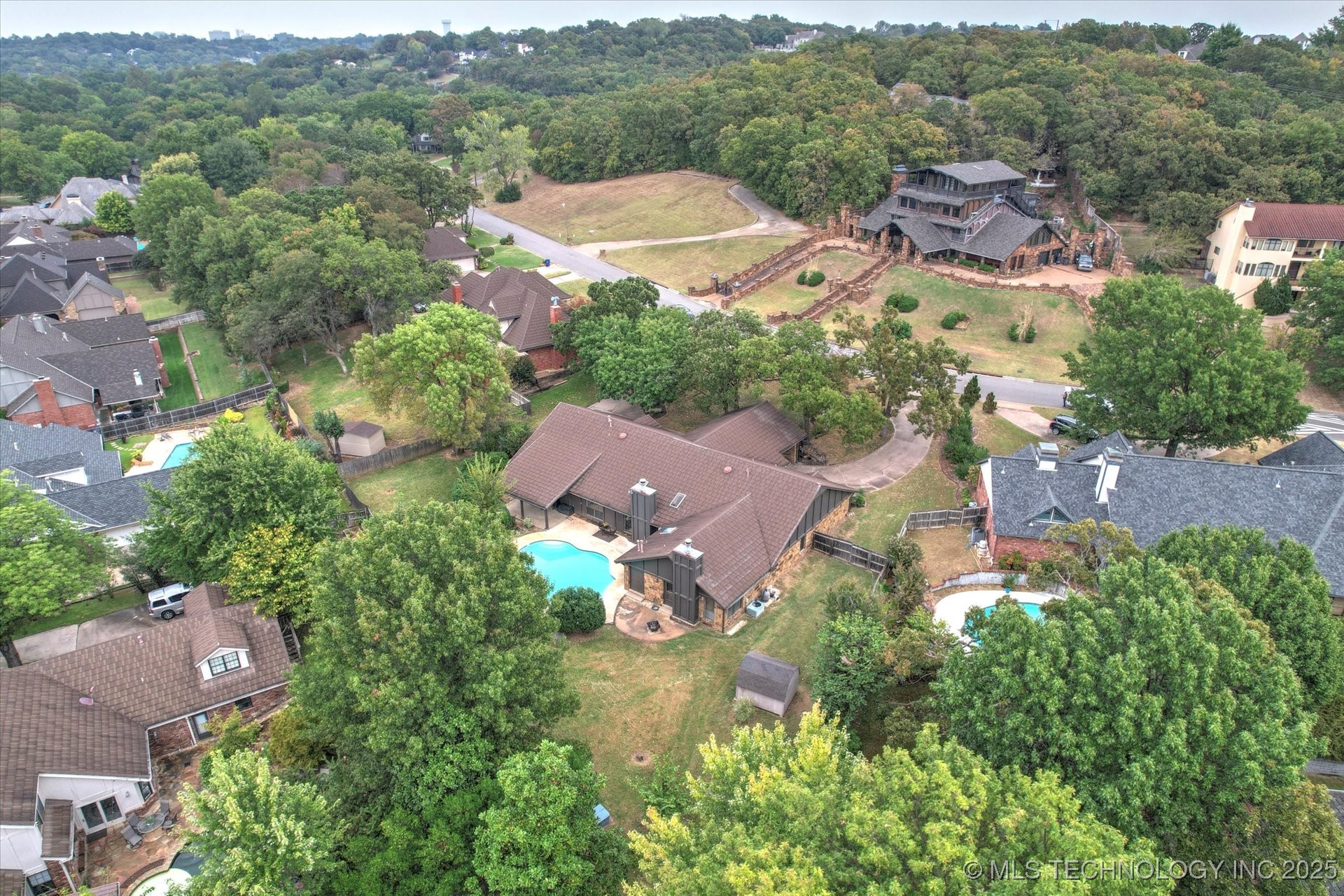 8762 S Toledo Avenue