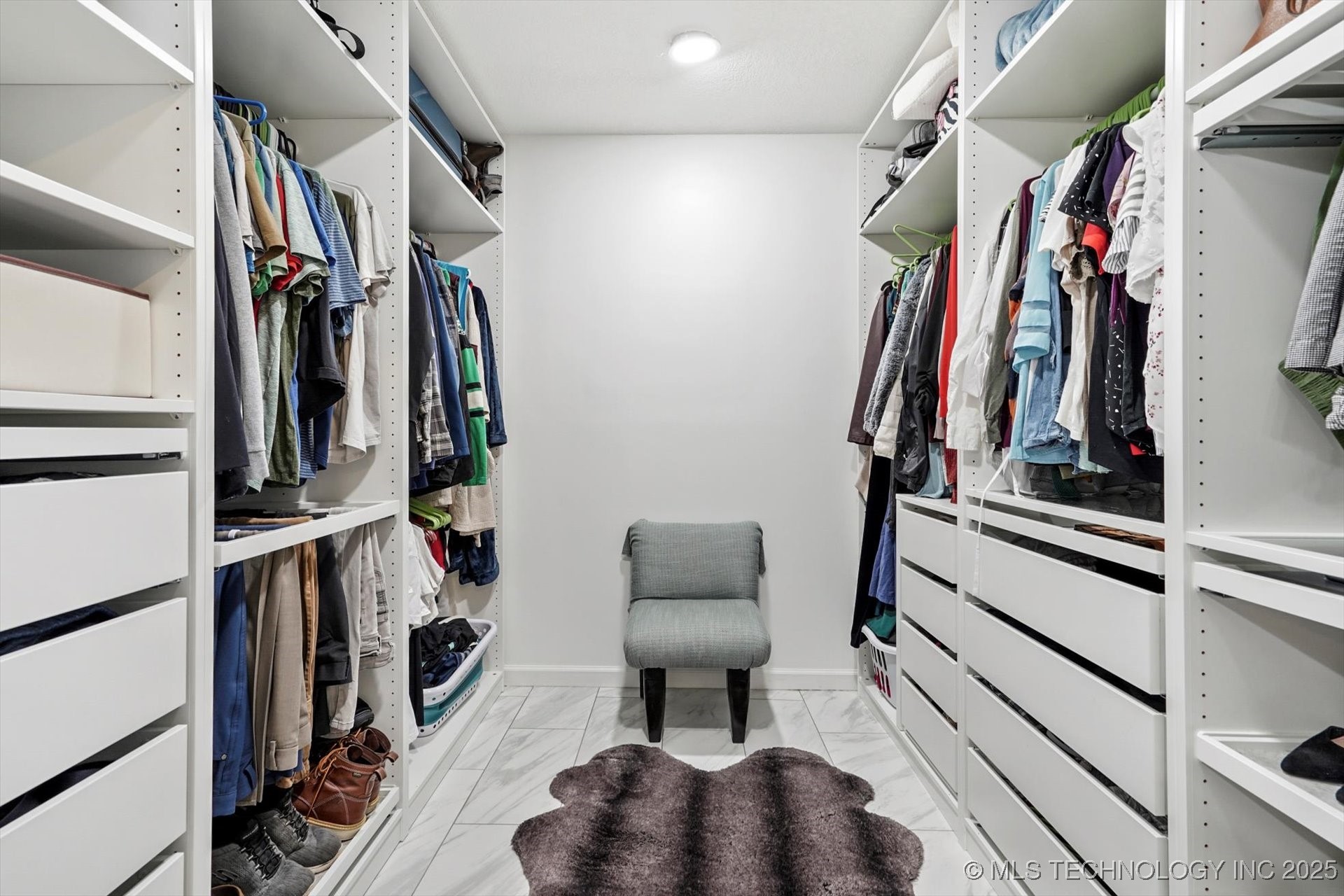 8762 S Toledo Avenue