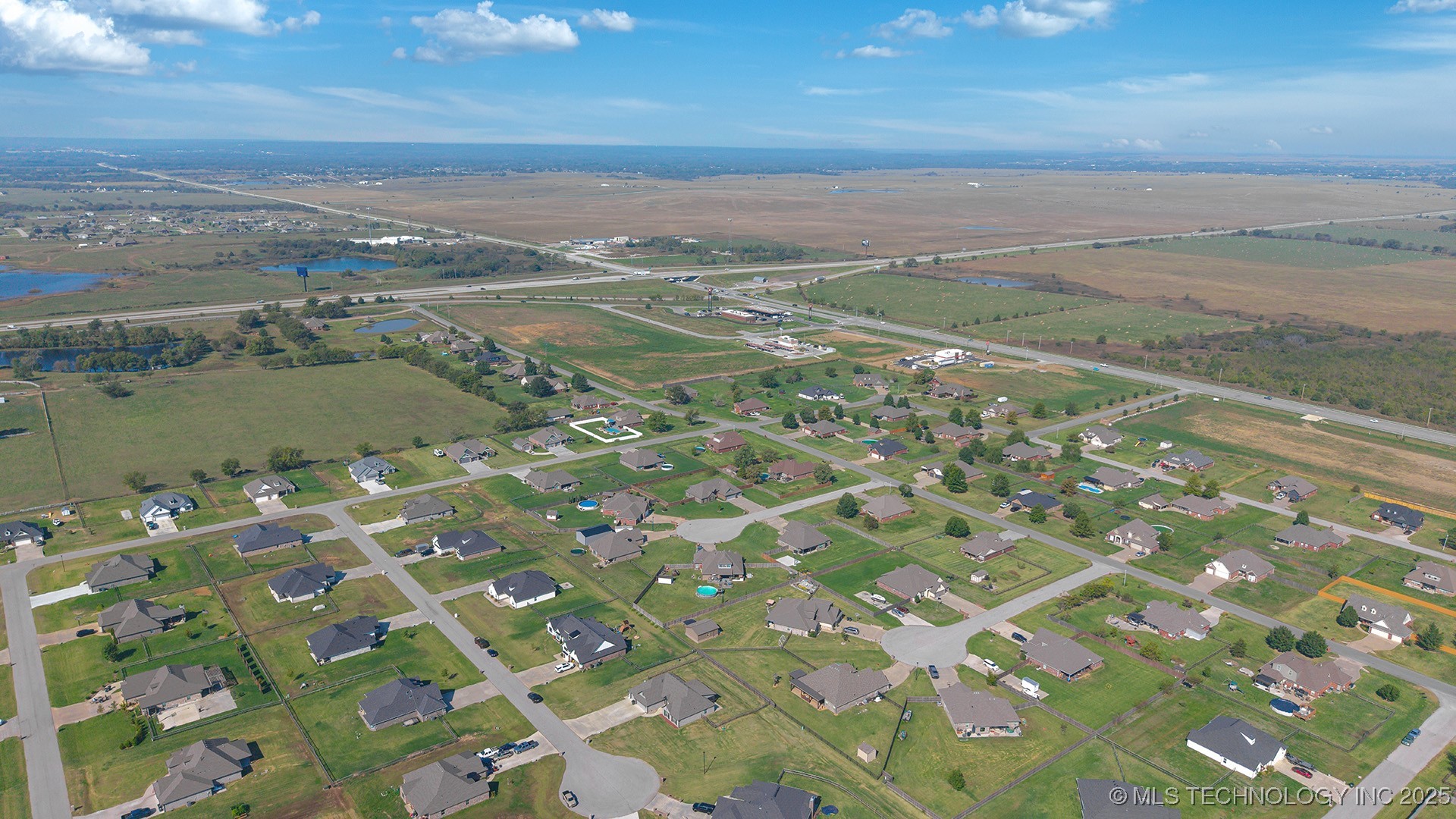 5607 E 142nd Place North