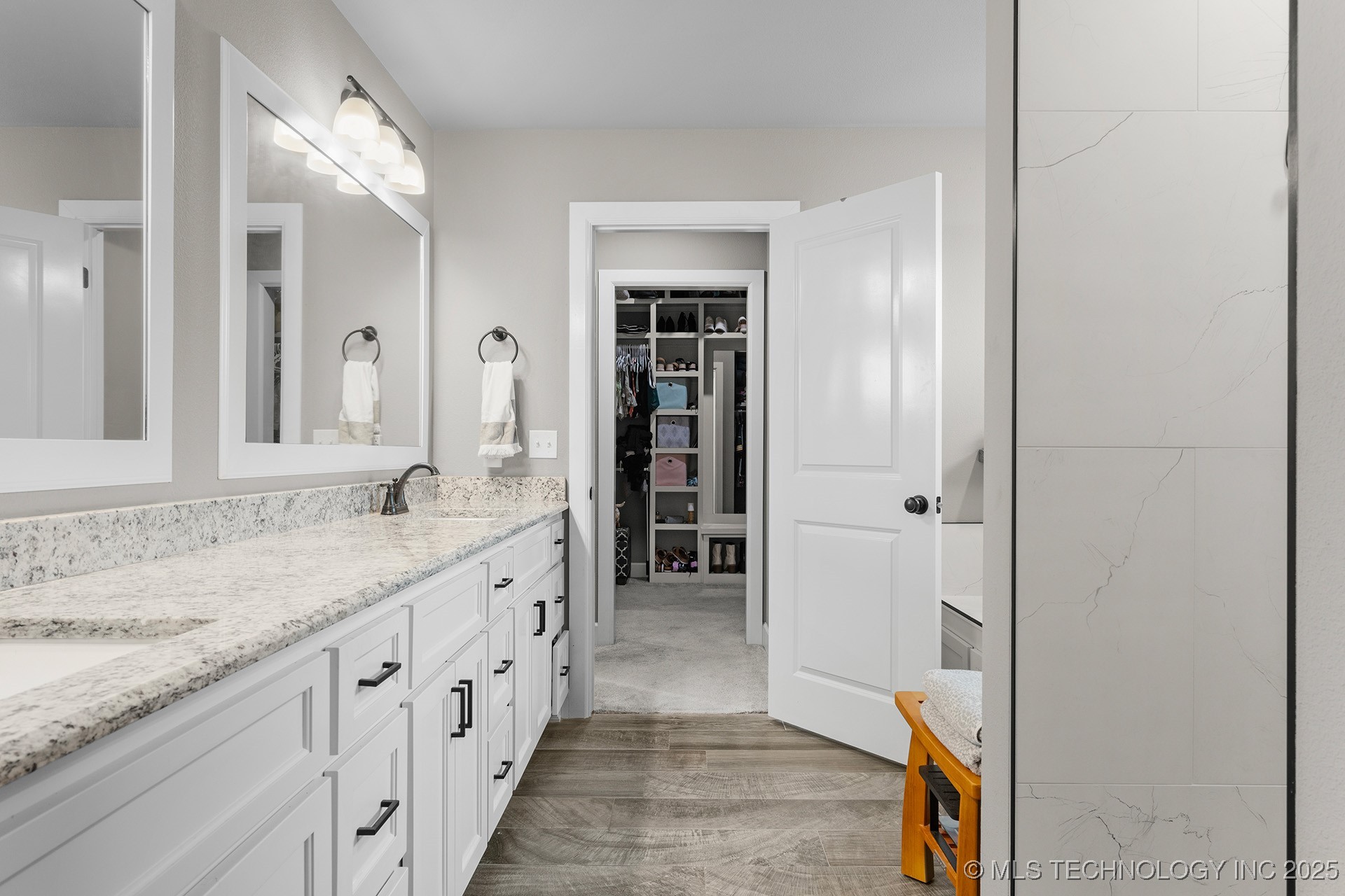 5607 E 142nd Place North