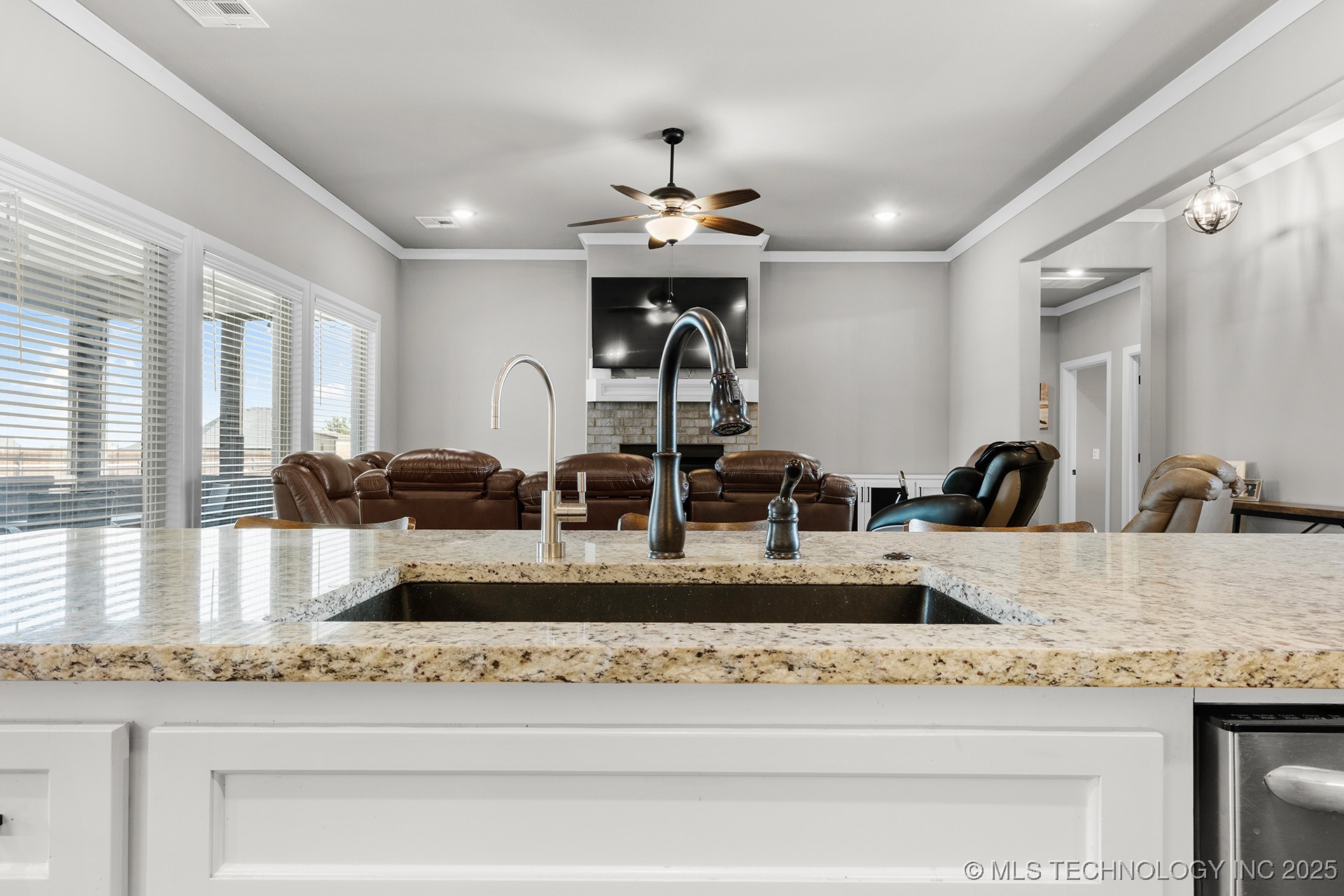 5607 E 142nd Place North