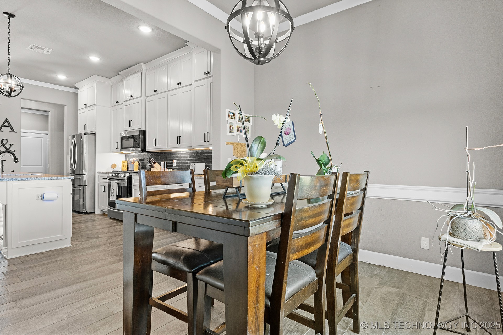 5607 E 142nd Place North