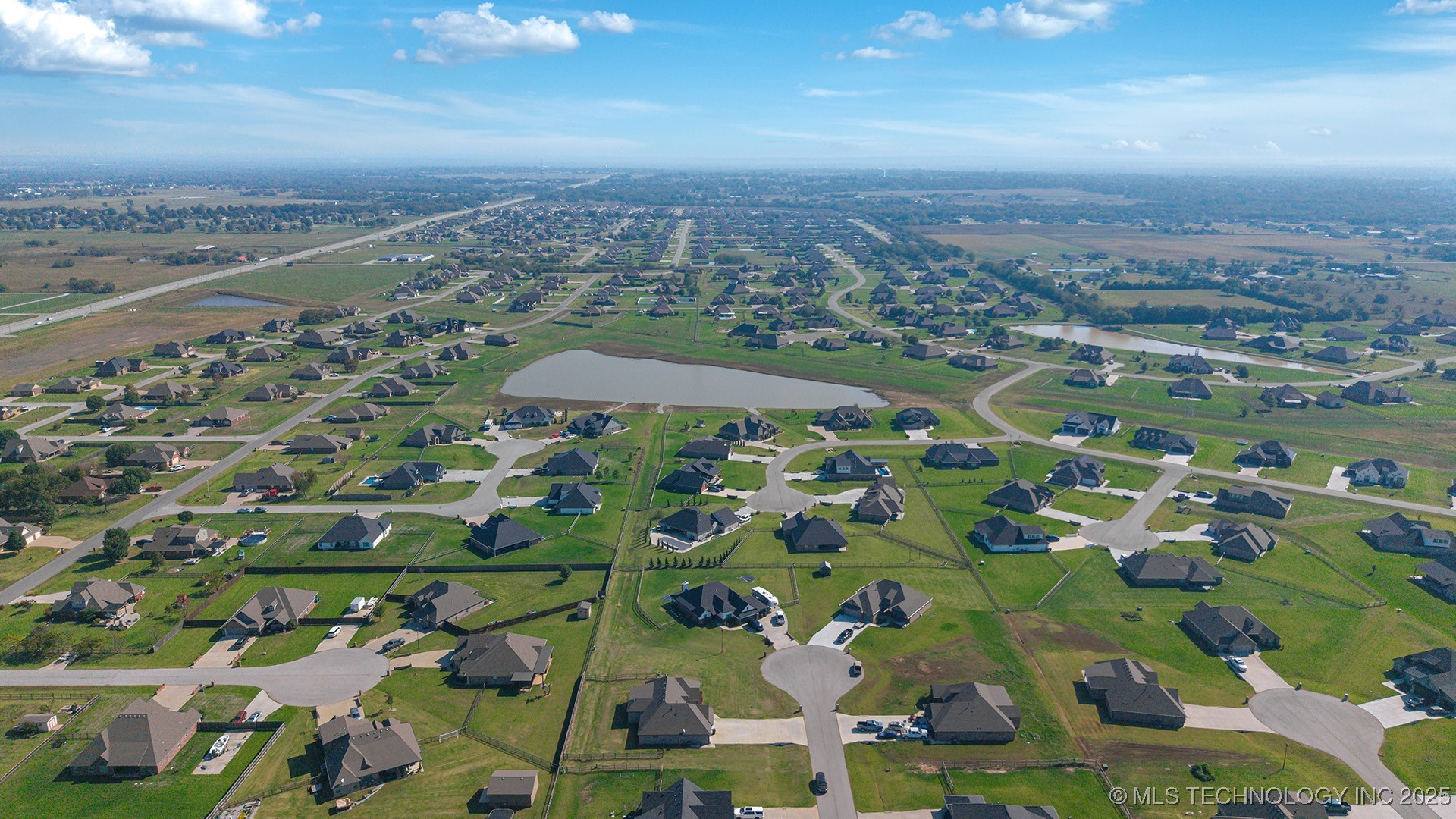 5607 E 142nd Place North