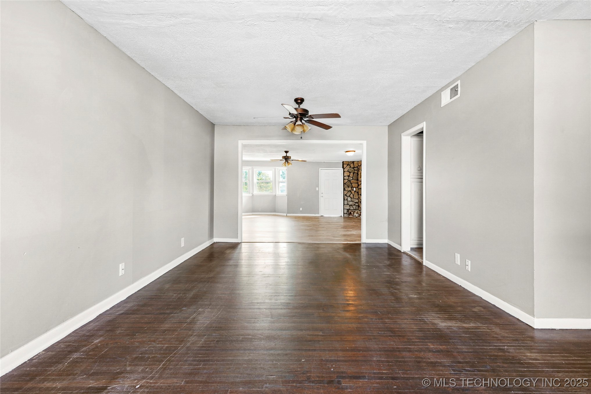 4855 S Maybelle Avenue