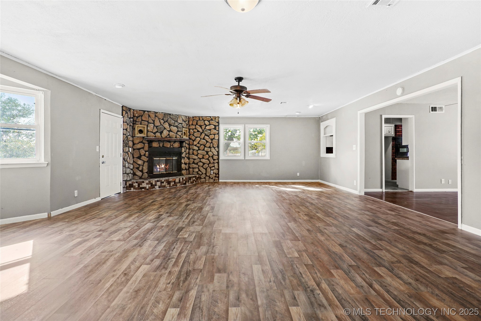 4855 S Maybelle Avenue