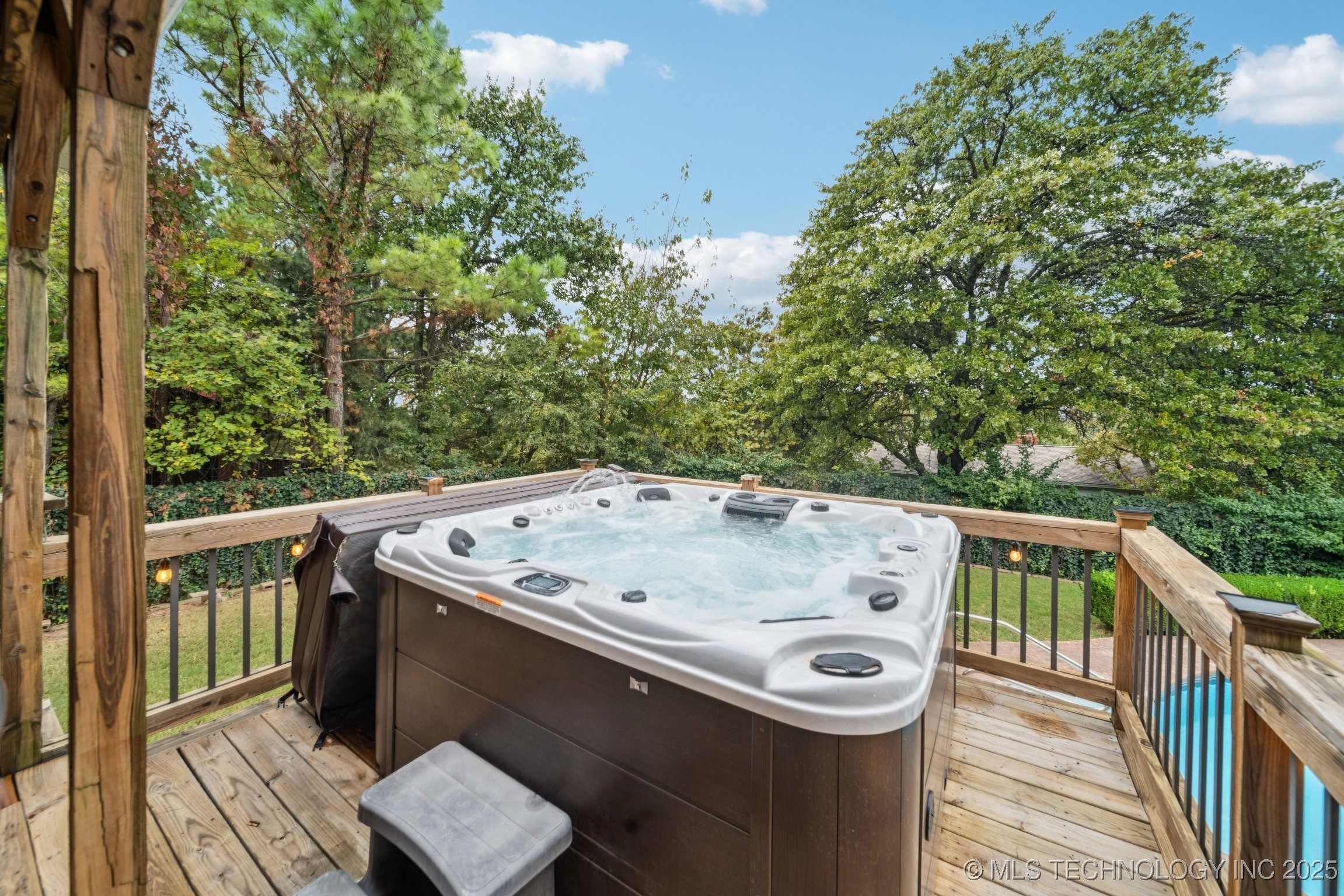 7626 S Quebec Place S