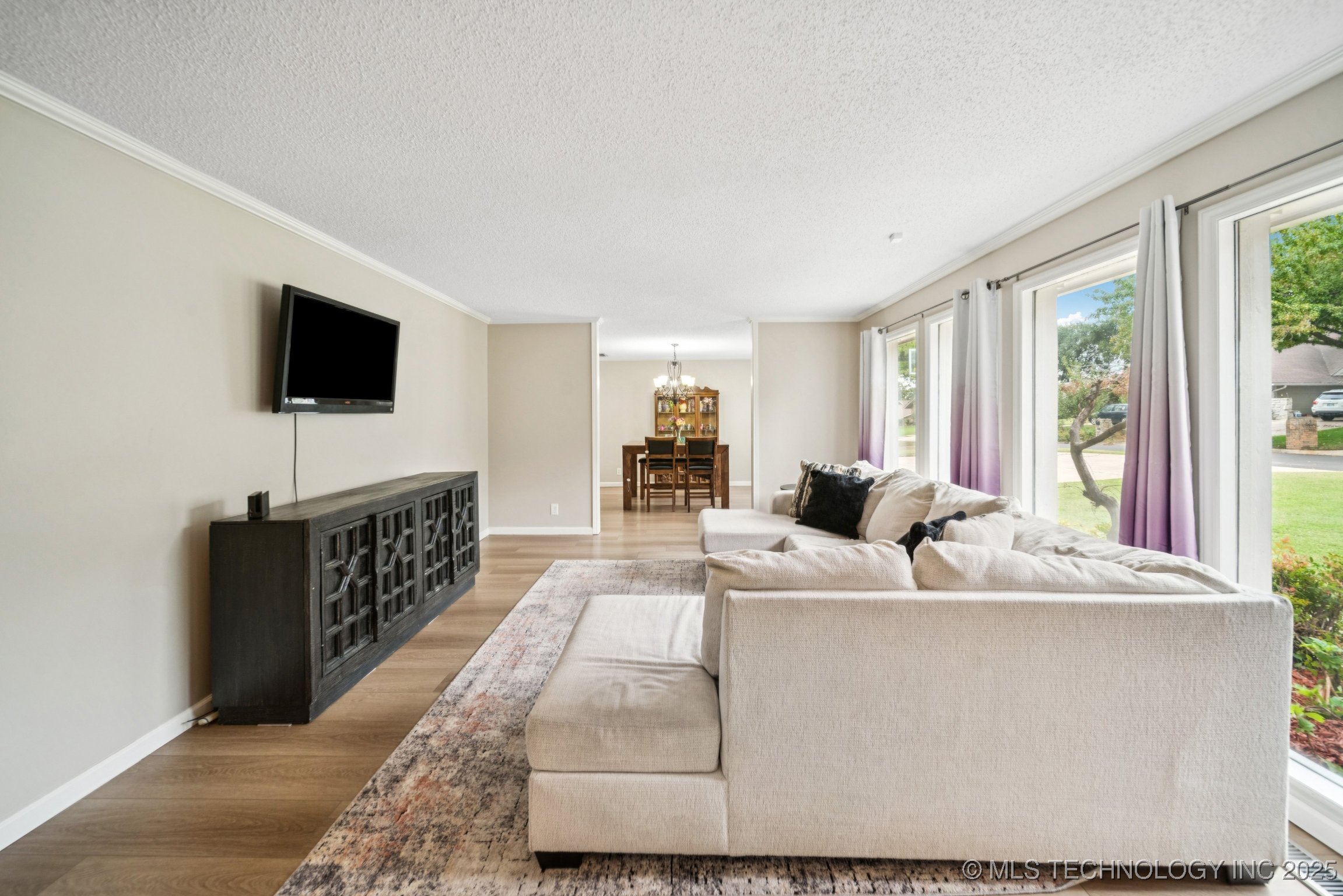 7626 S Quebec Place S