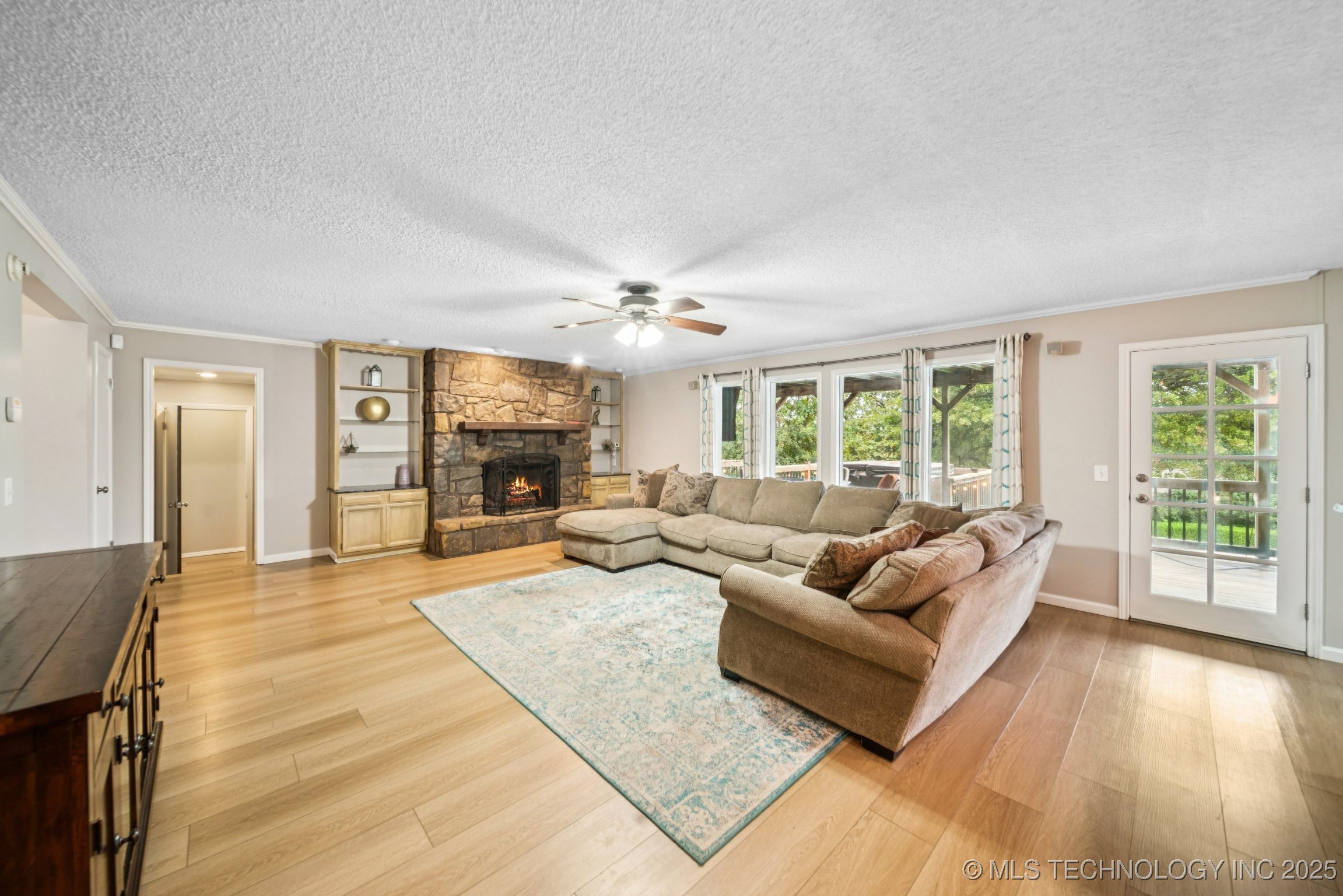 7626 S Quebec Place S