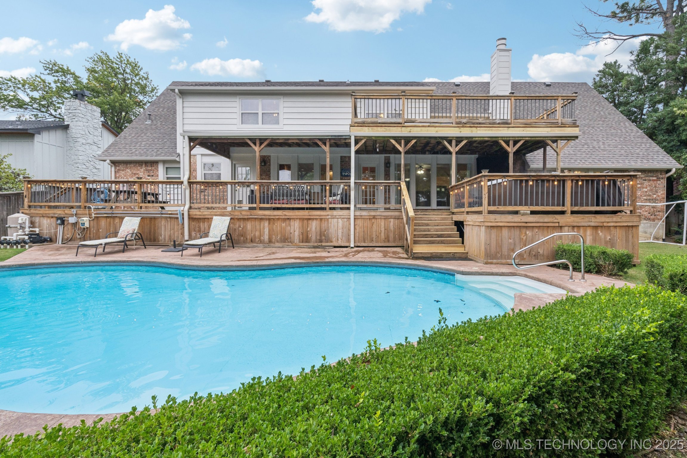 7626 S Quebec Place S