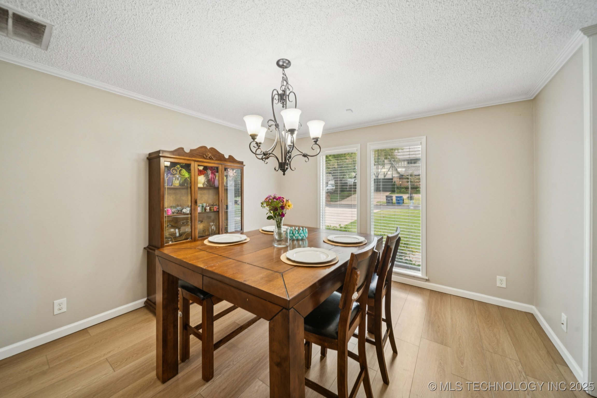 7626 S Quebec Place S