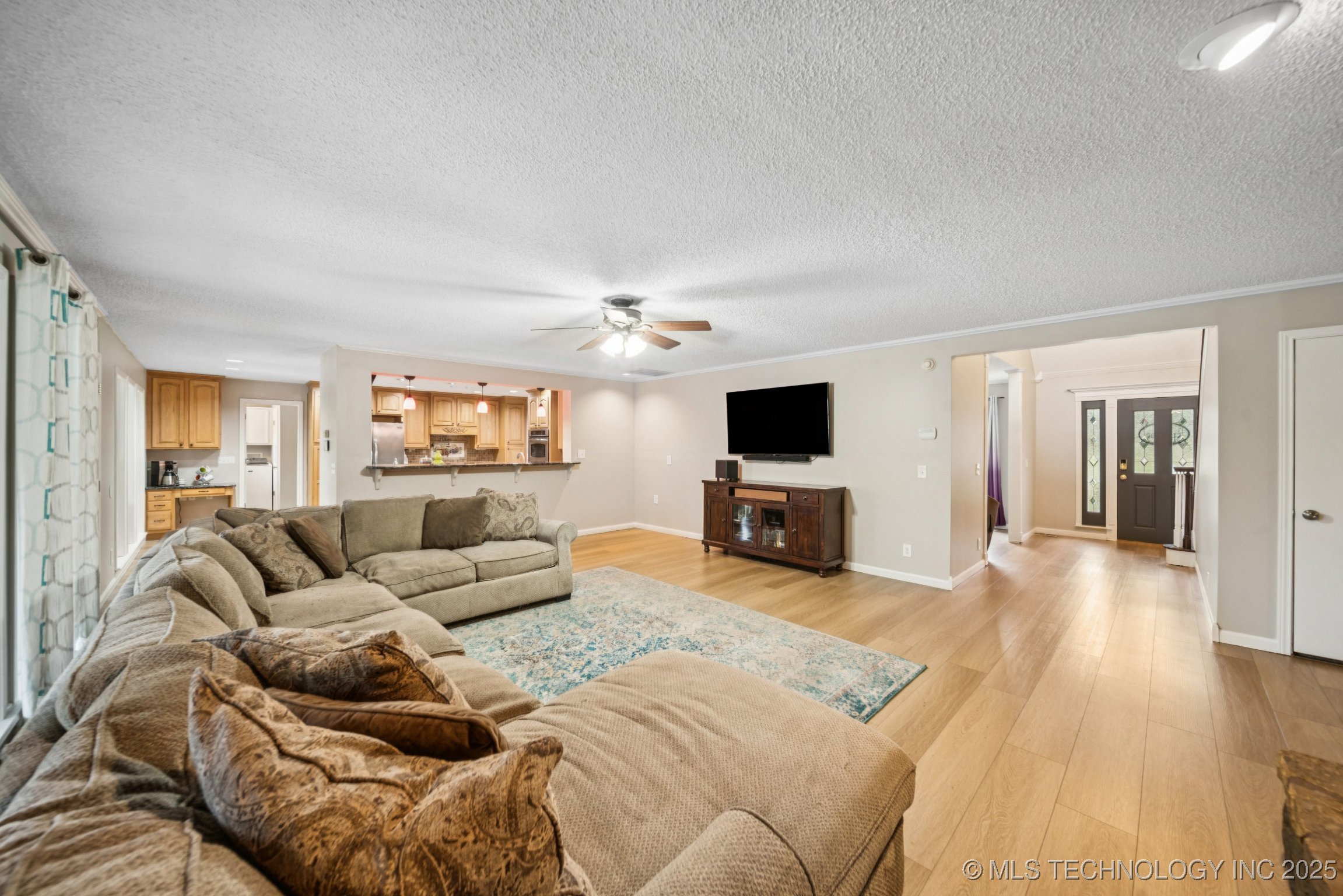 7626 S Quebec Place S