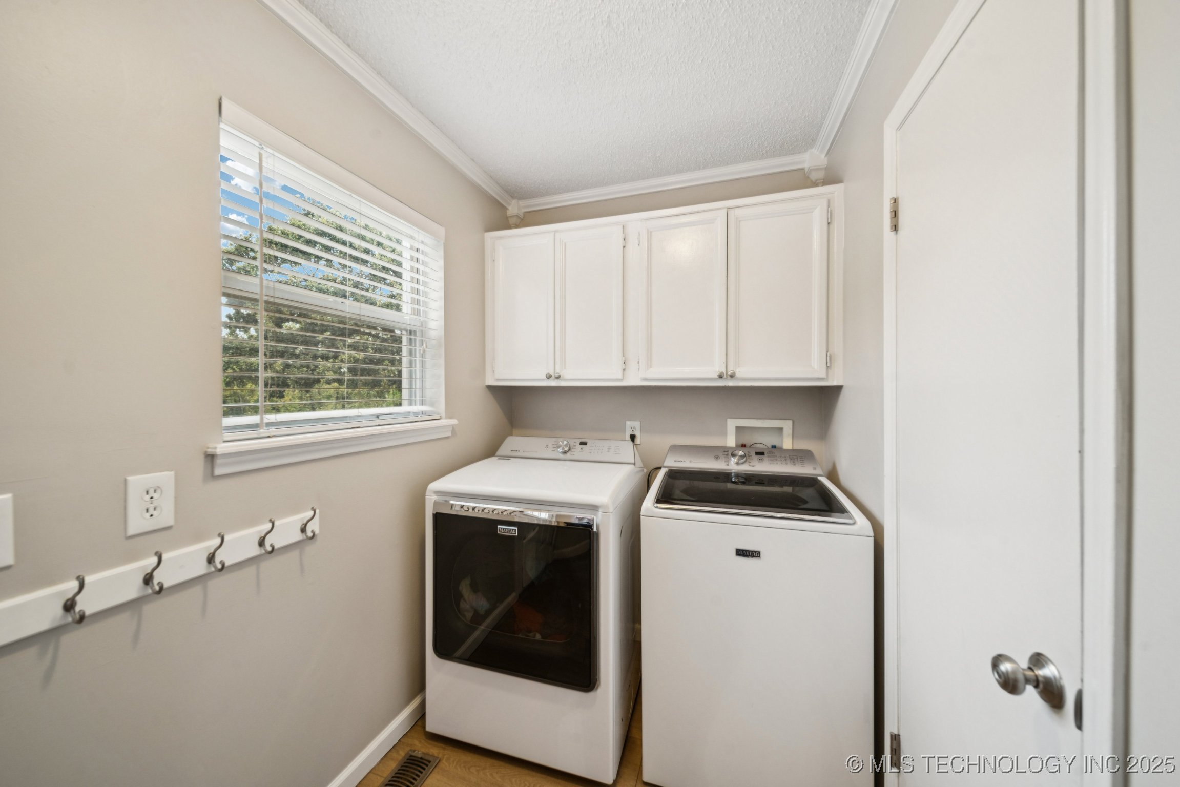 7626 S Quebec Place S