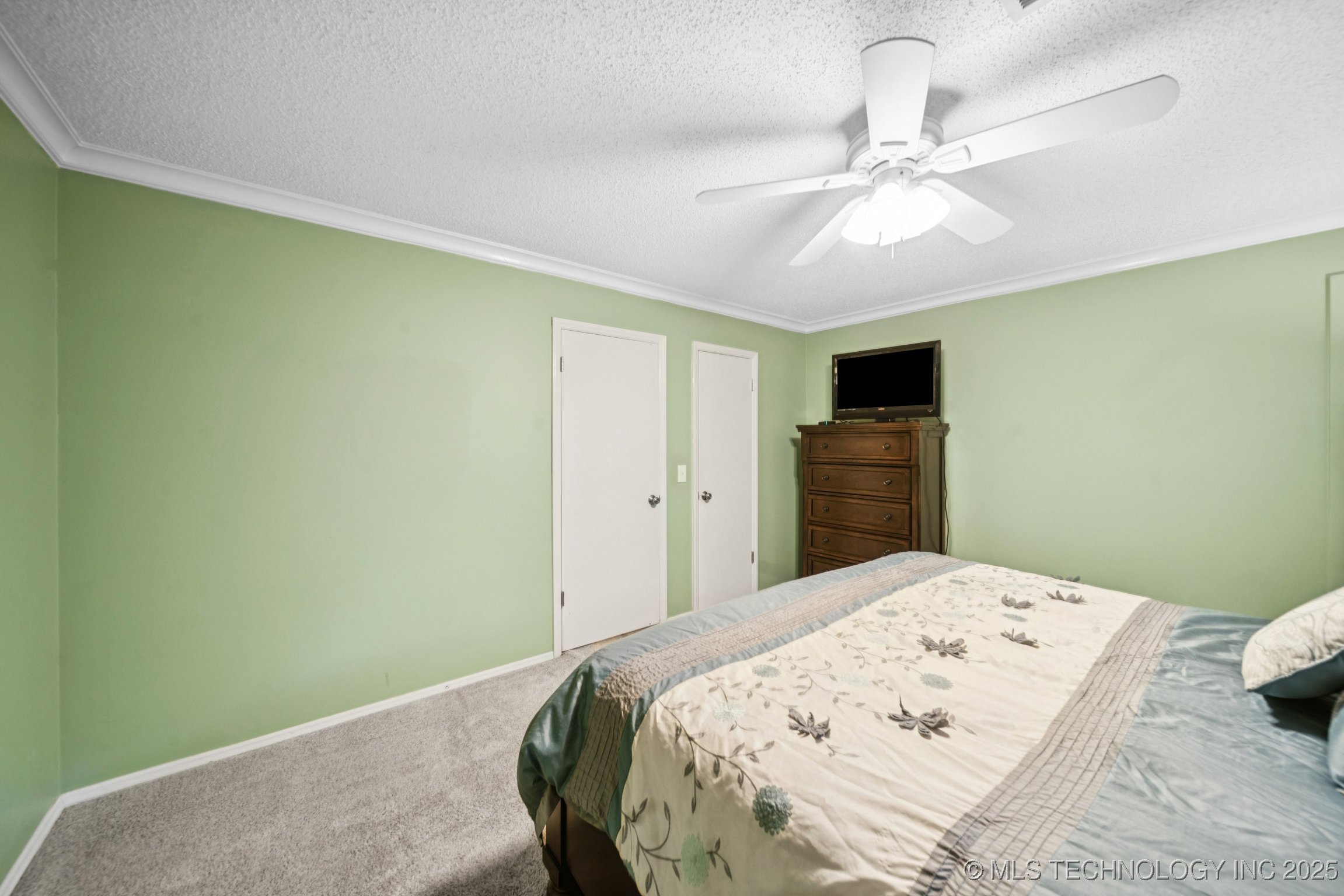 7626 S Quebec Place S