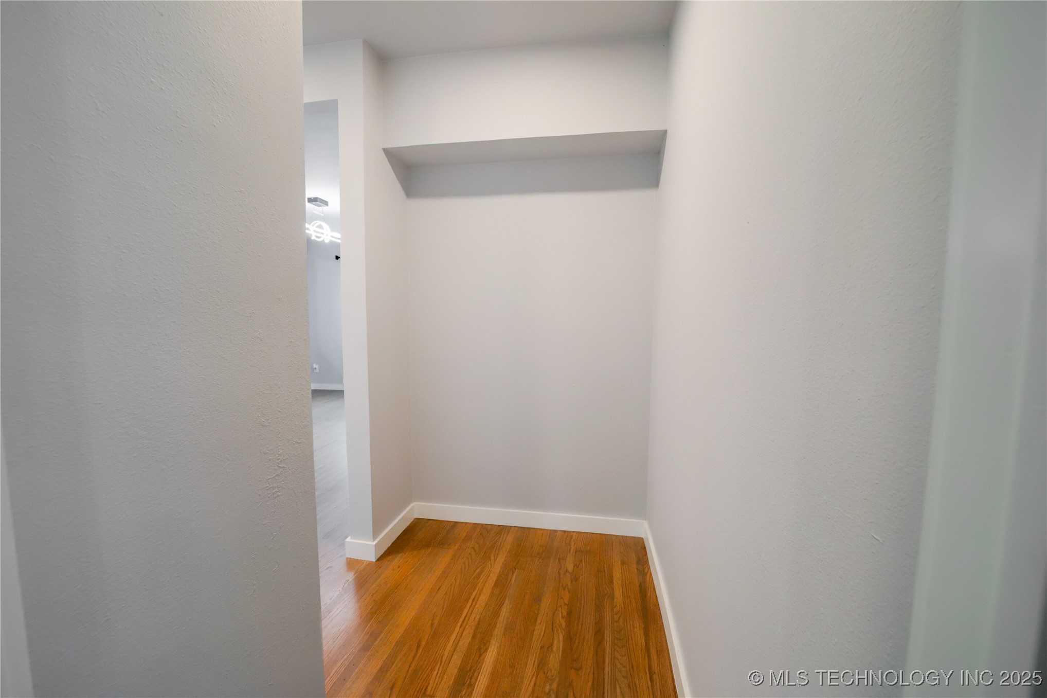5018 E 3rd Street