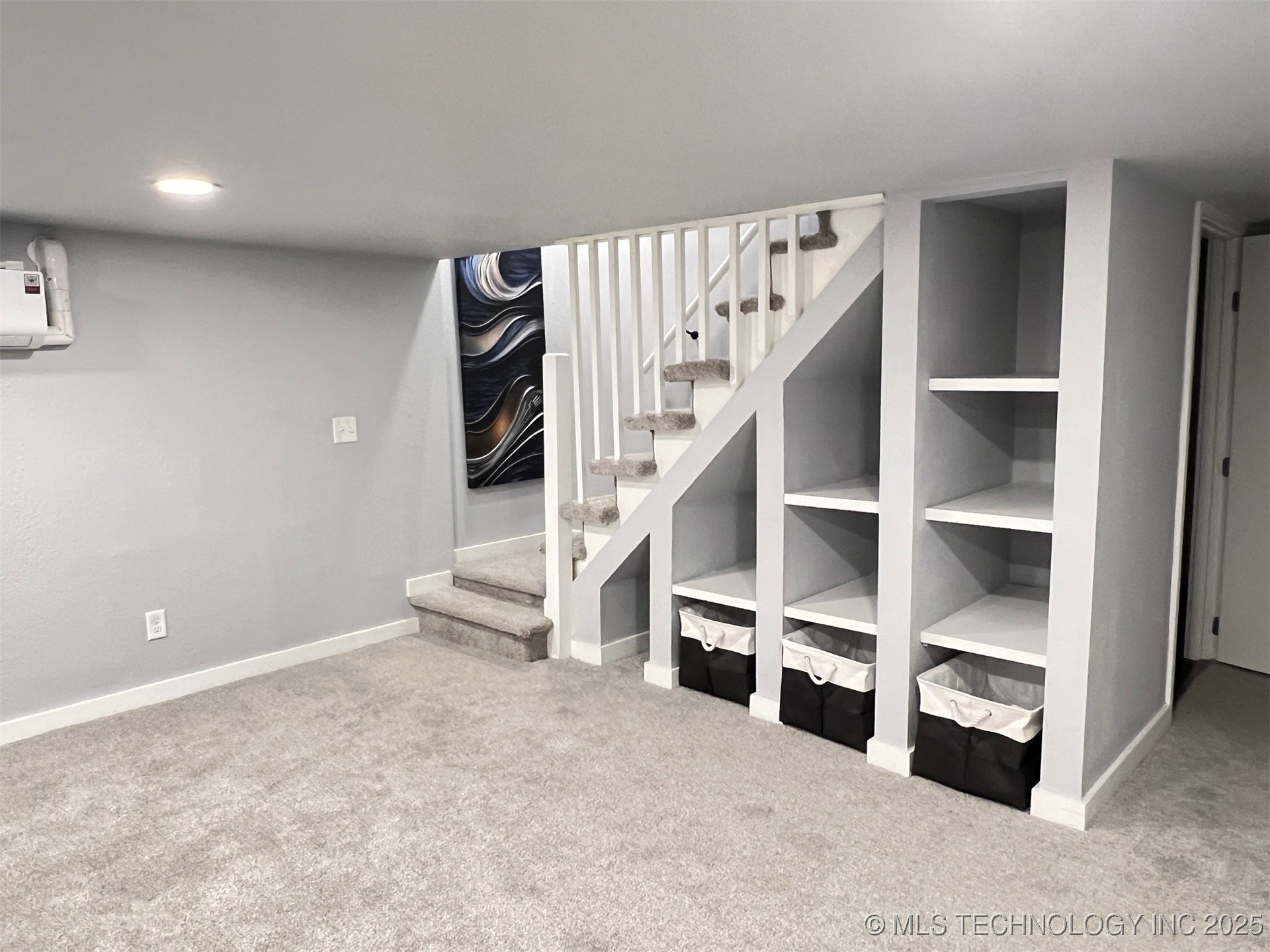 5018 E 3rd Street