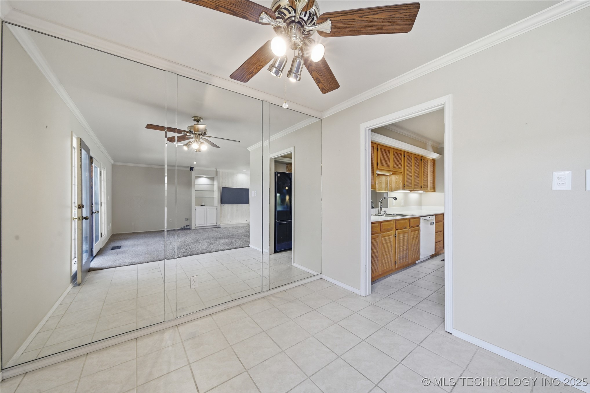 5206 S Harvard Avenue # 327