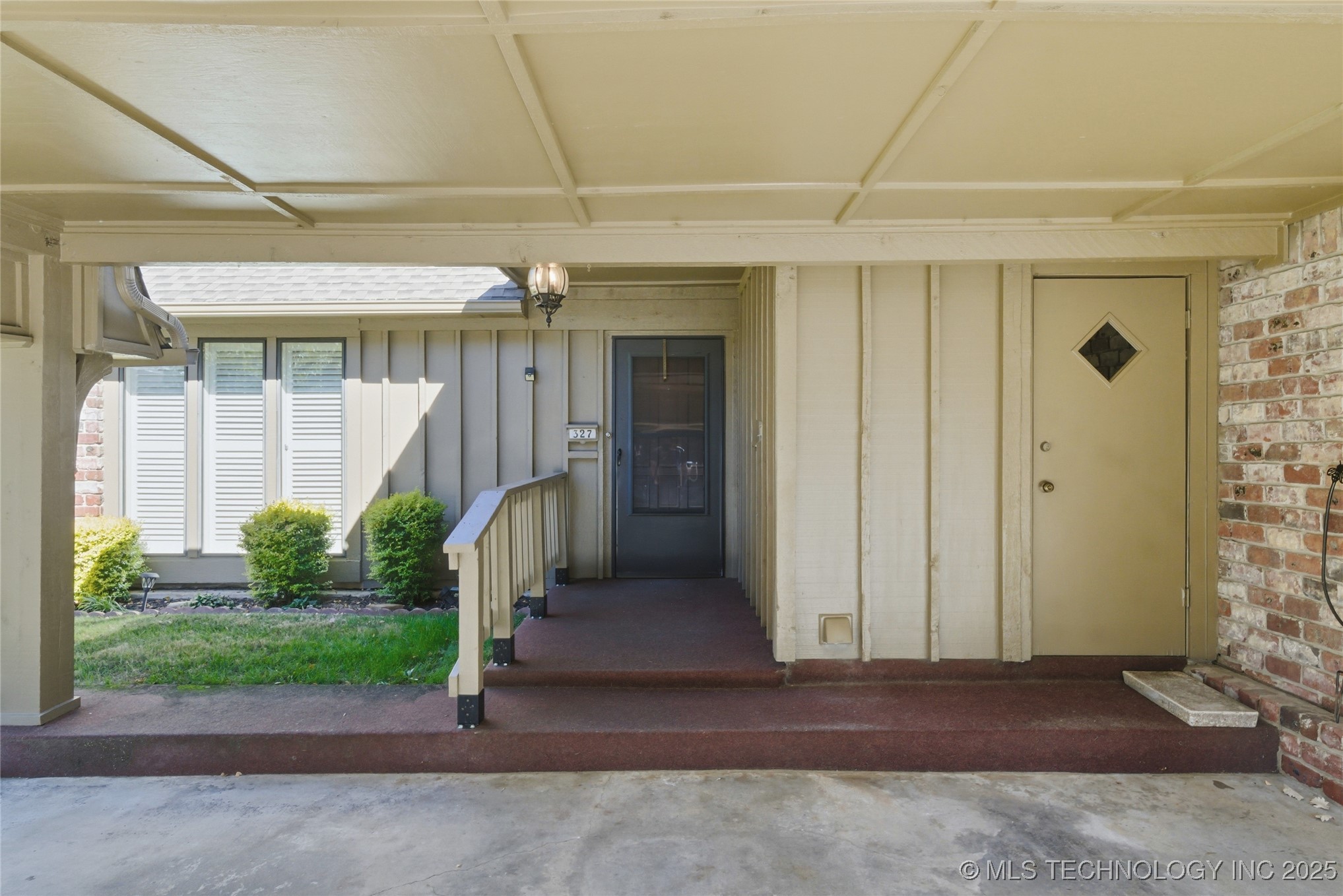 5206 S Harvard Avenue # 327