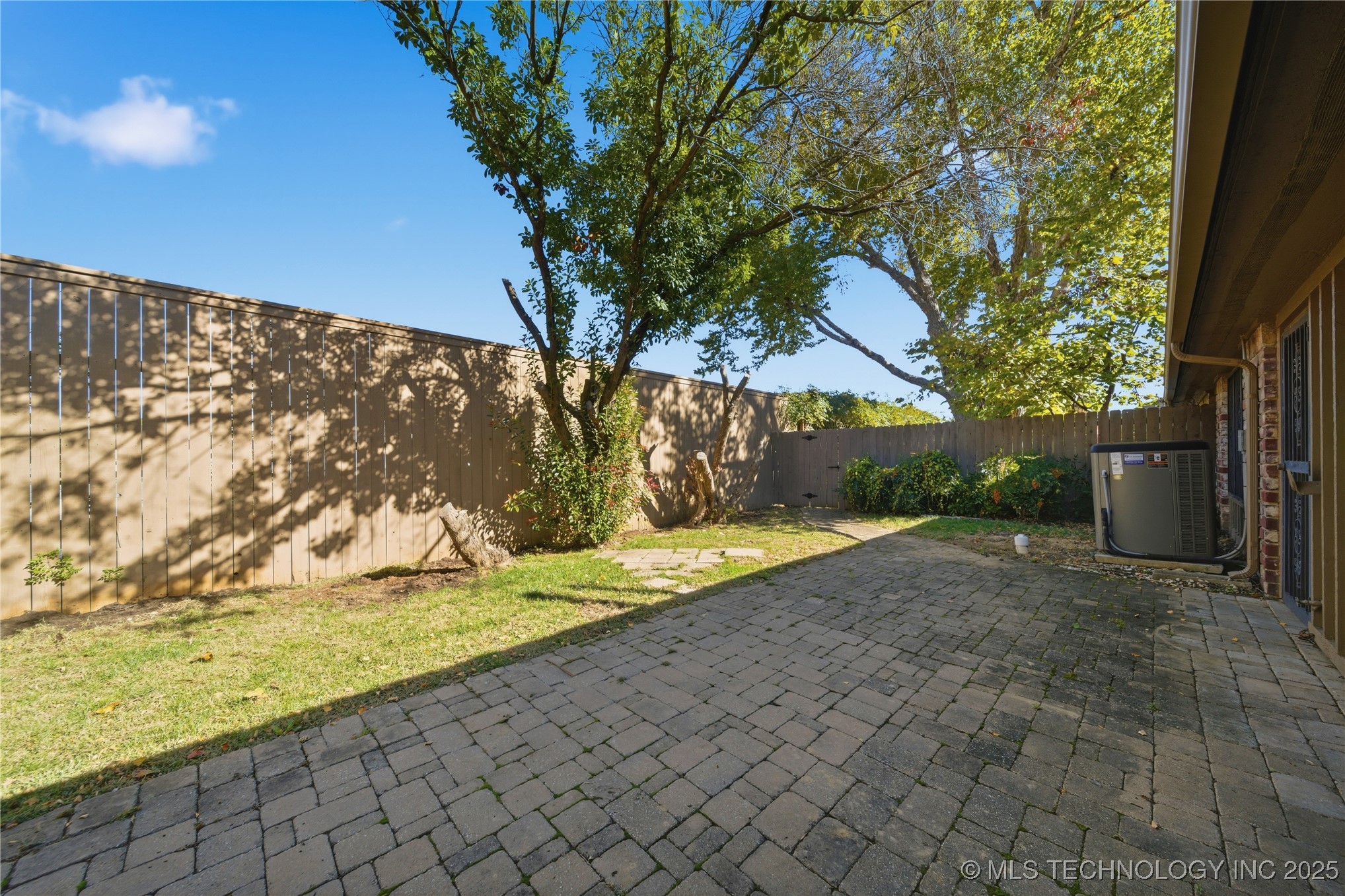 5206 S Harvard Avenue # 327