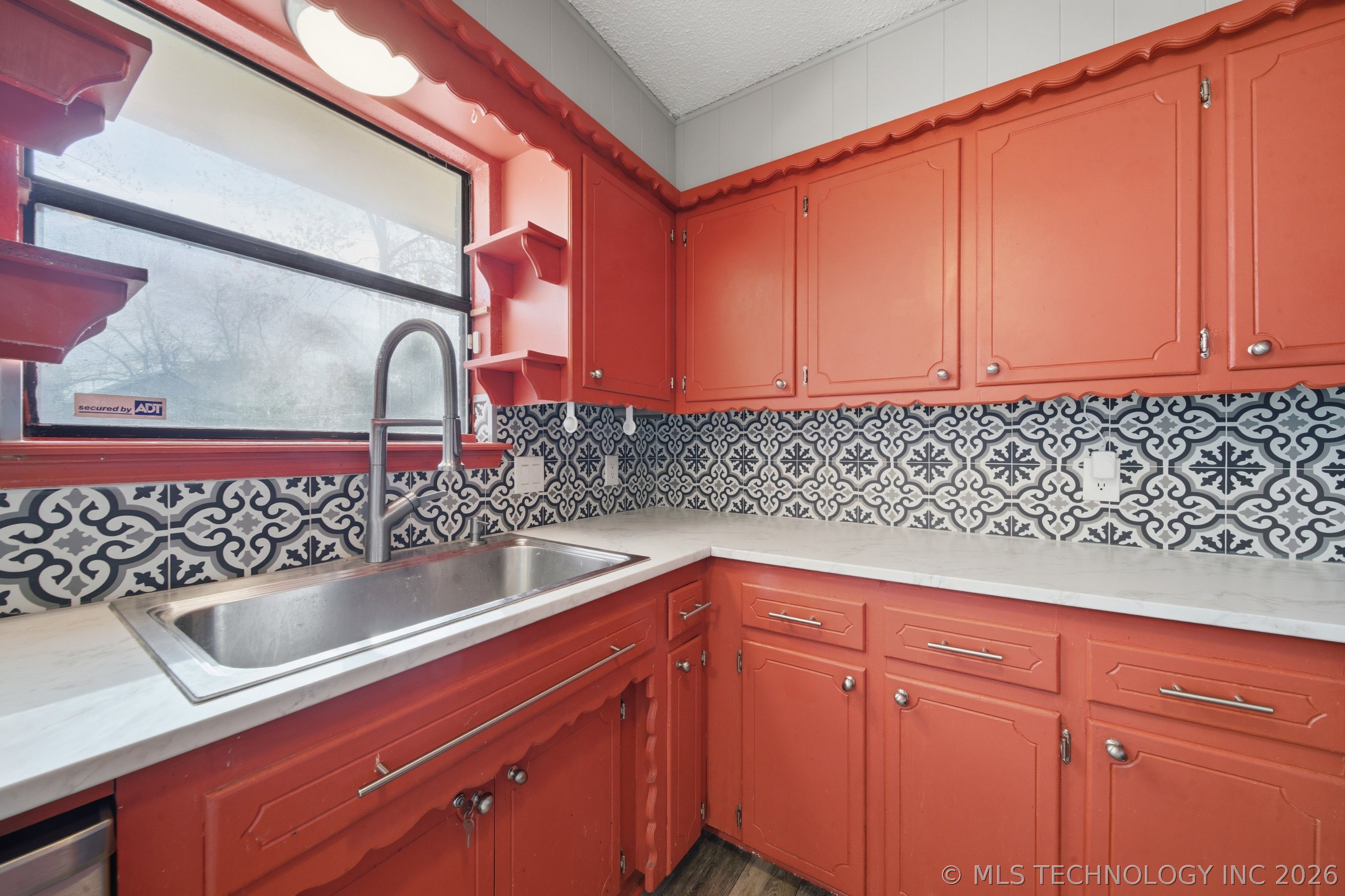 590 E 134th Place