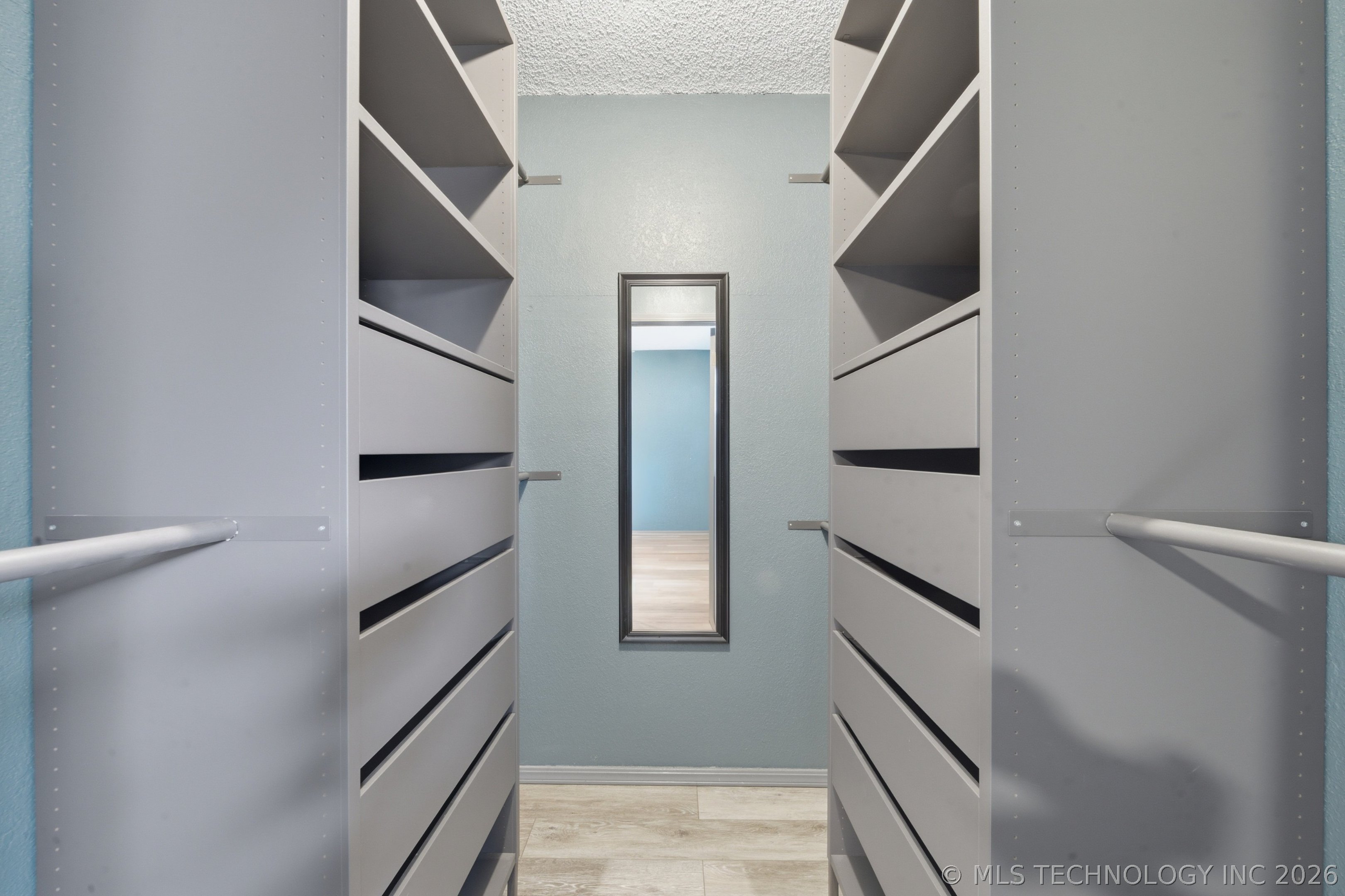 590 E 134th Place