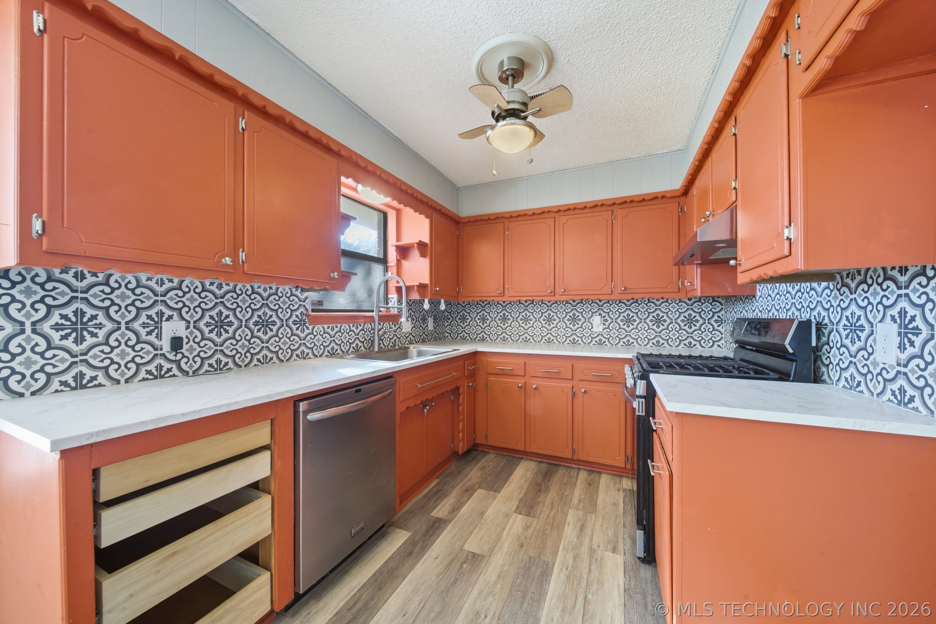 590 E 134th Place