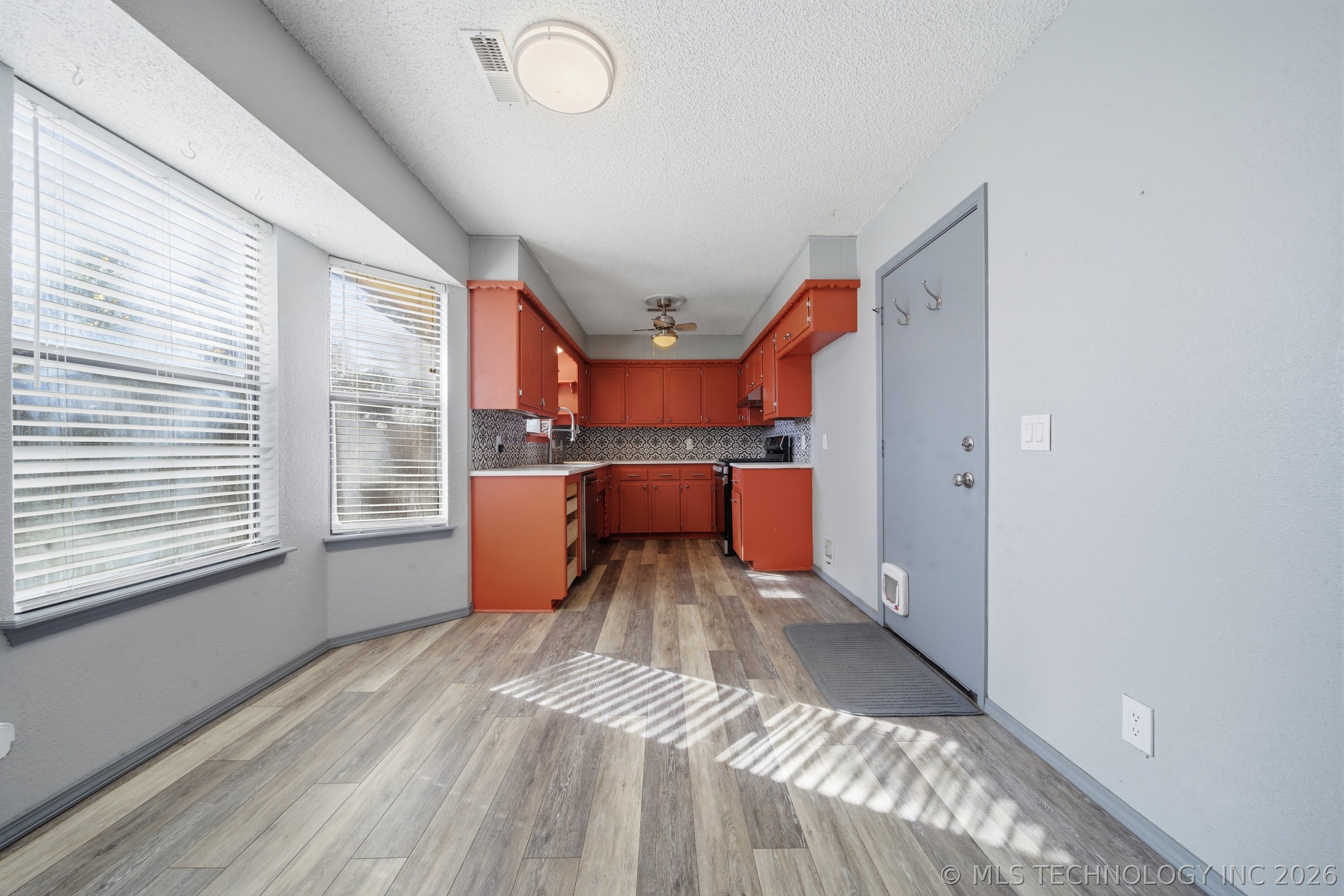 590 E 134th Place