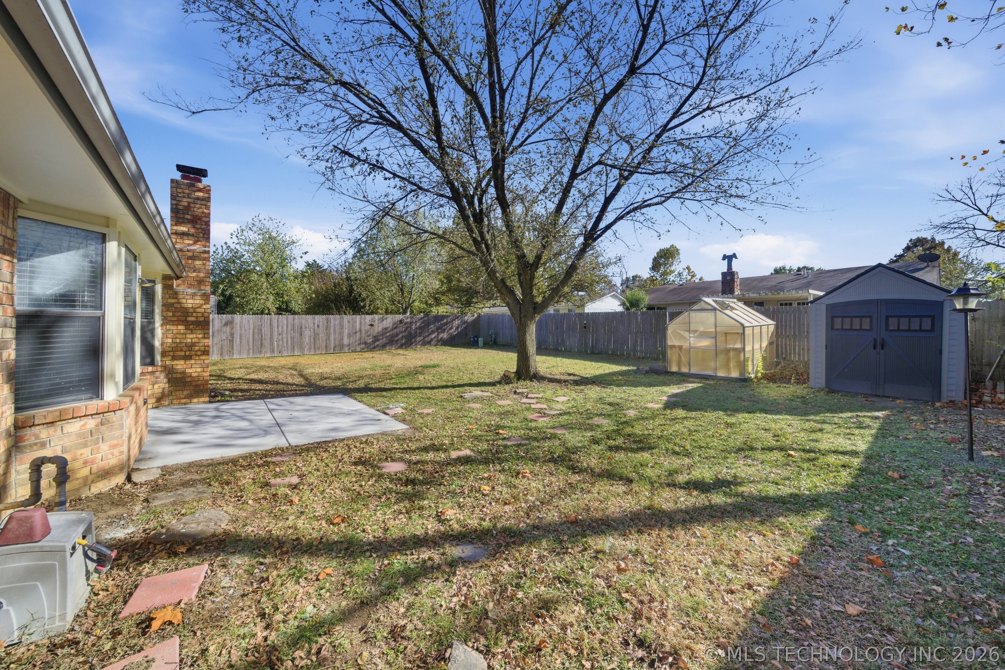 590 E 134th Place