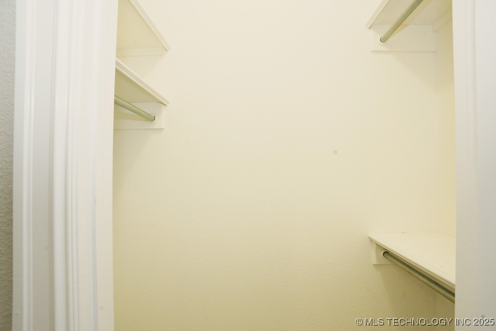 10713 S 95th East Court